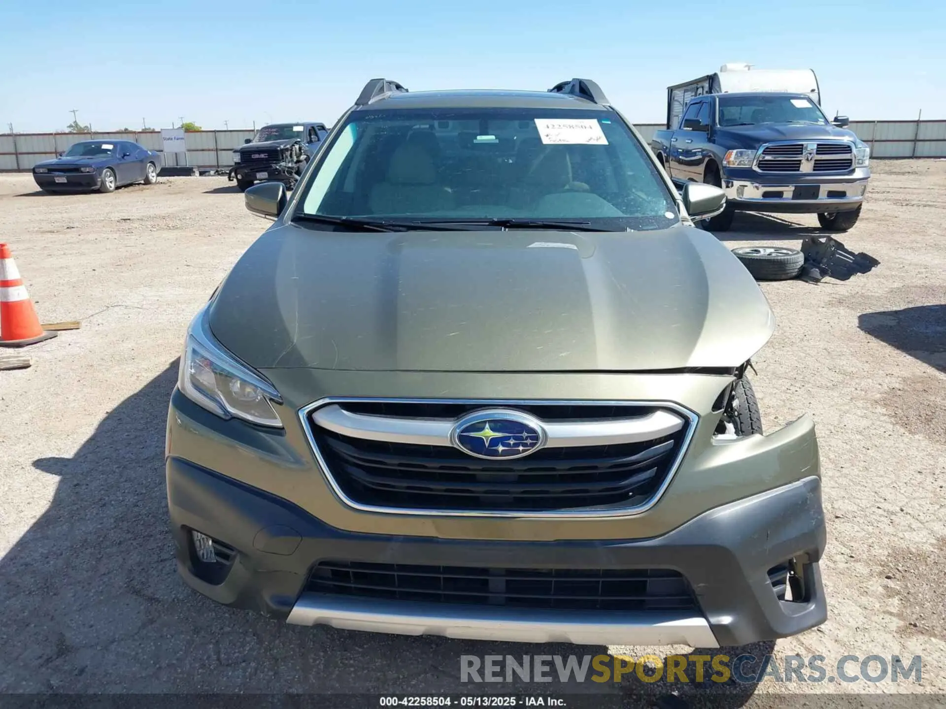 13 Photograph of a damaged car 4S4BTGND6L3143957 SUBARU OUTBACK 2020