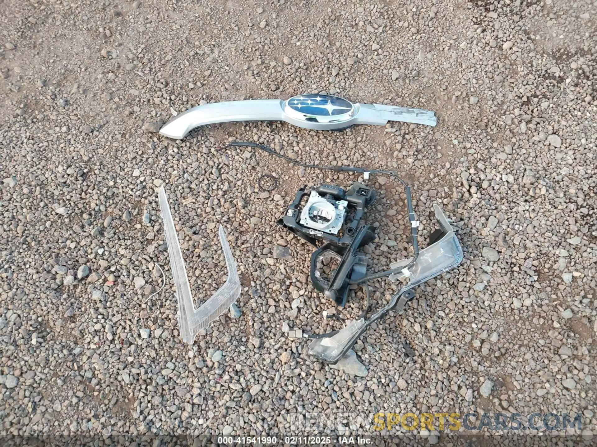 11 Photograph of a damaged car 4S4BTGPD1L3136931 SUBARU OUTBACK 2020
