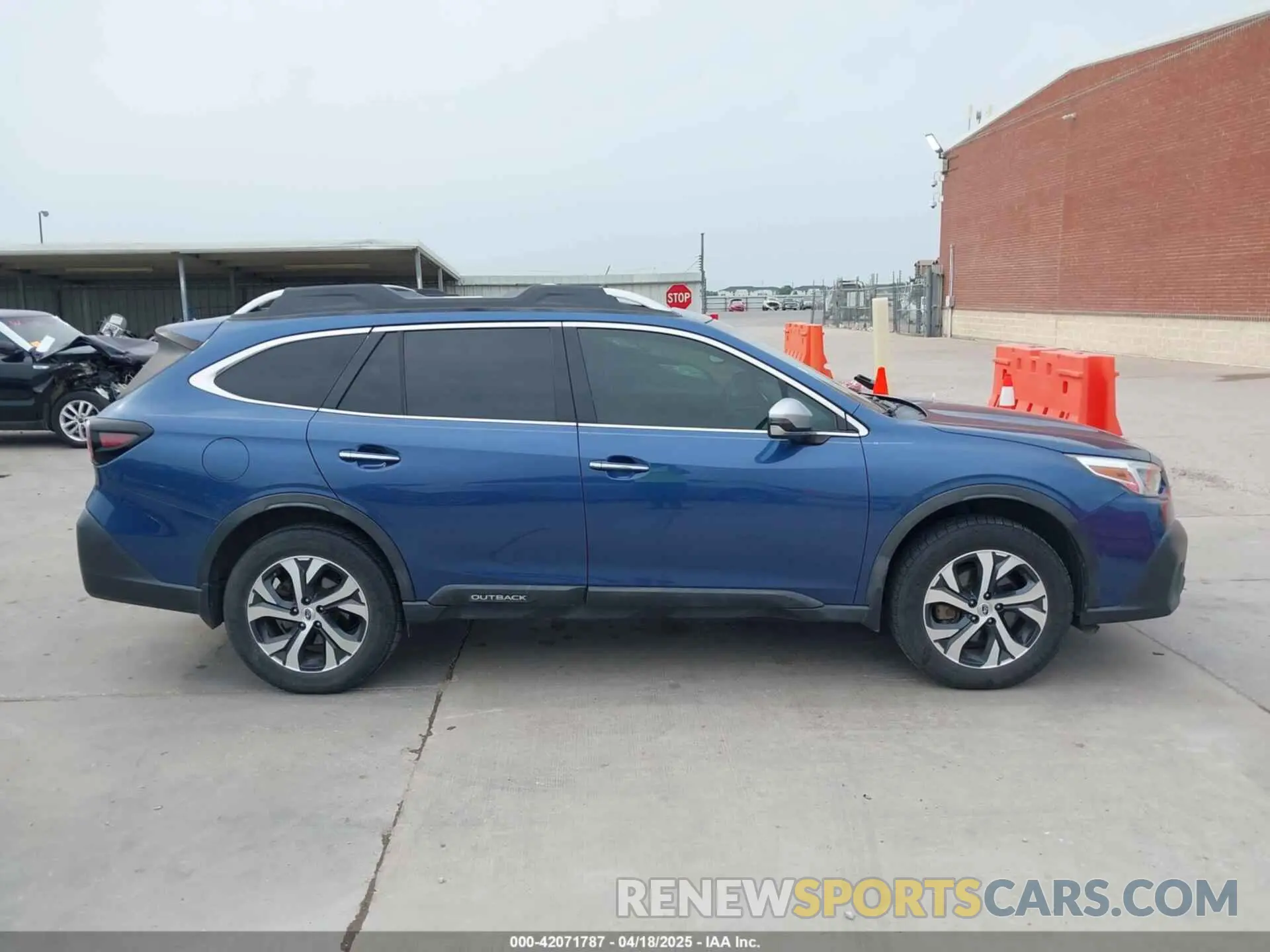 13 Photograph of a damaged car 4S4BTGPD3L3187704 SUBARU OUTBACK 2020