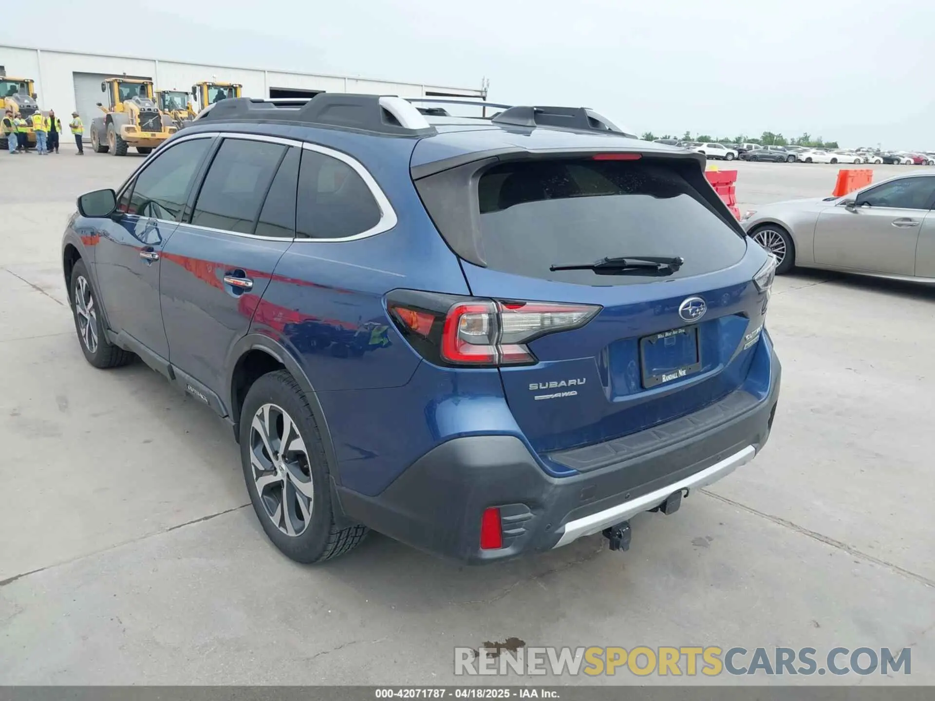 3 Photograph of a damaged car 4S4BTGPD3L3187704 SUBARU OUTBACK 2020