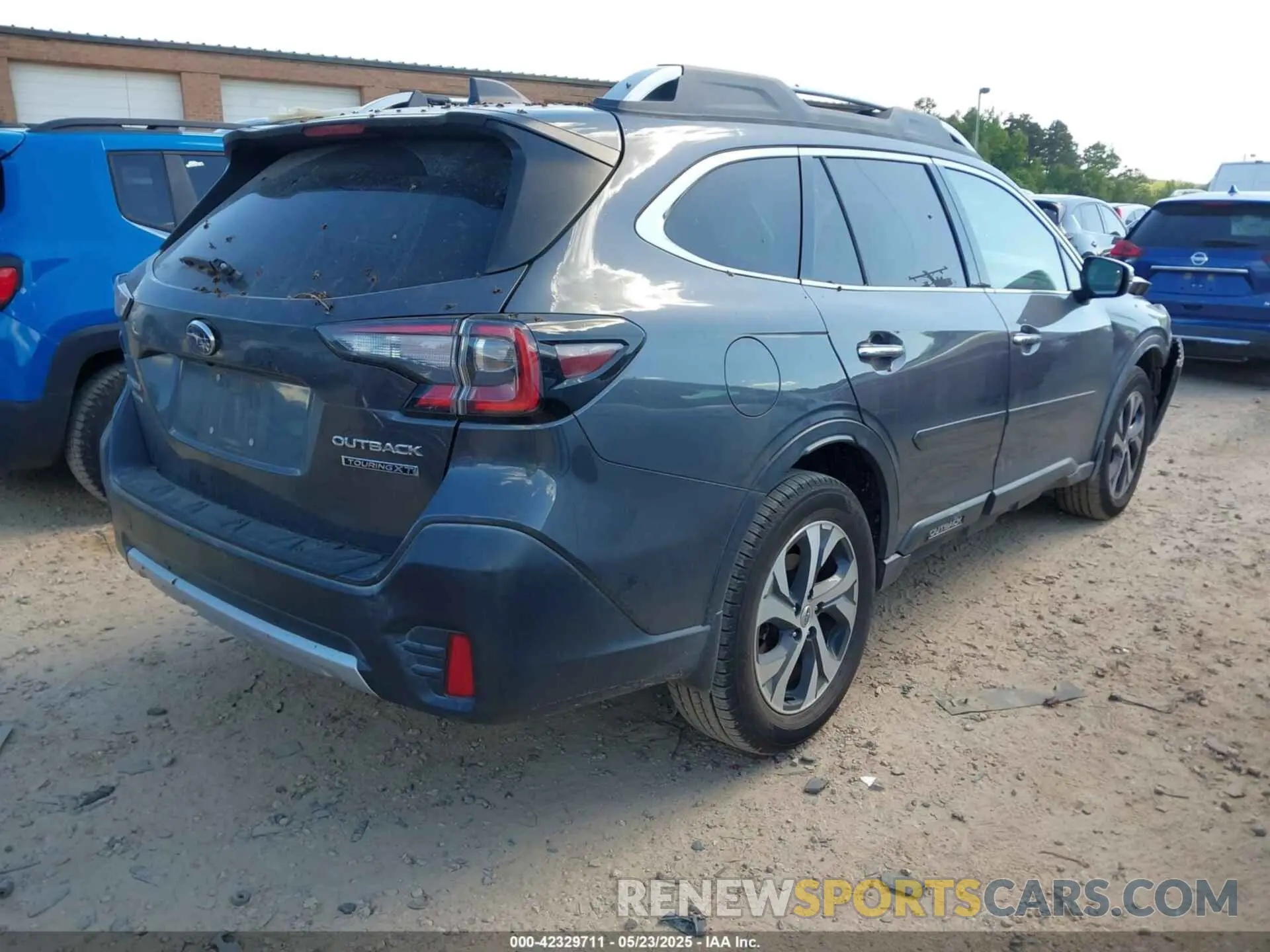 4 Photograph of a damaged car 4S4BTGPDXL3100459 SUBARU OUTBACK 2020