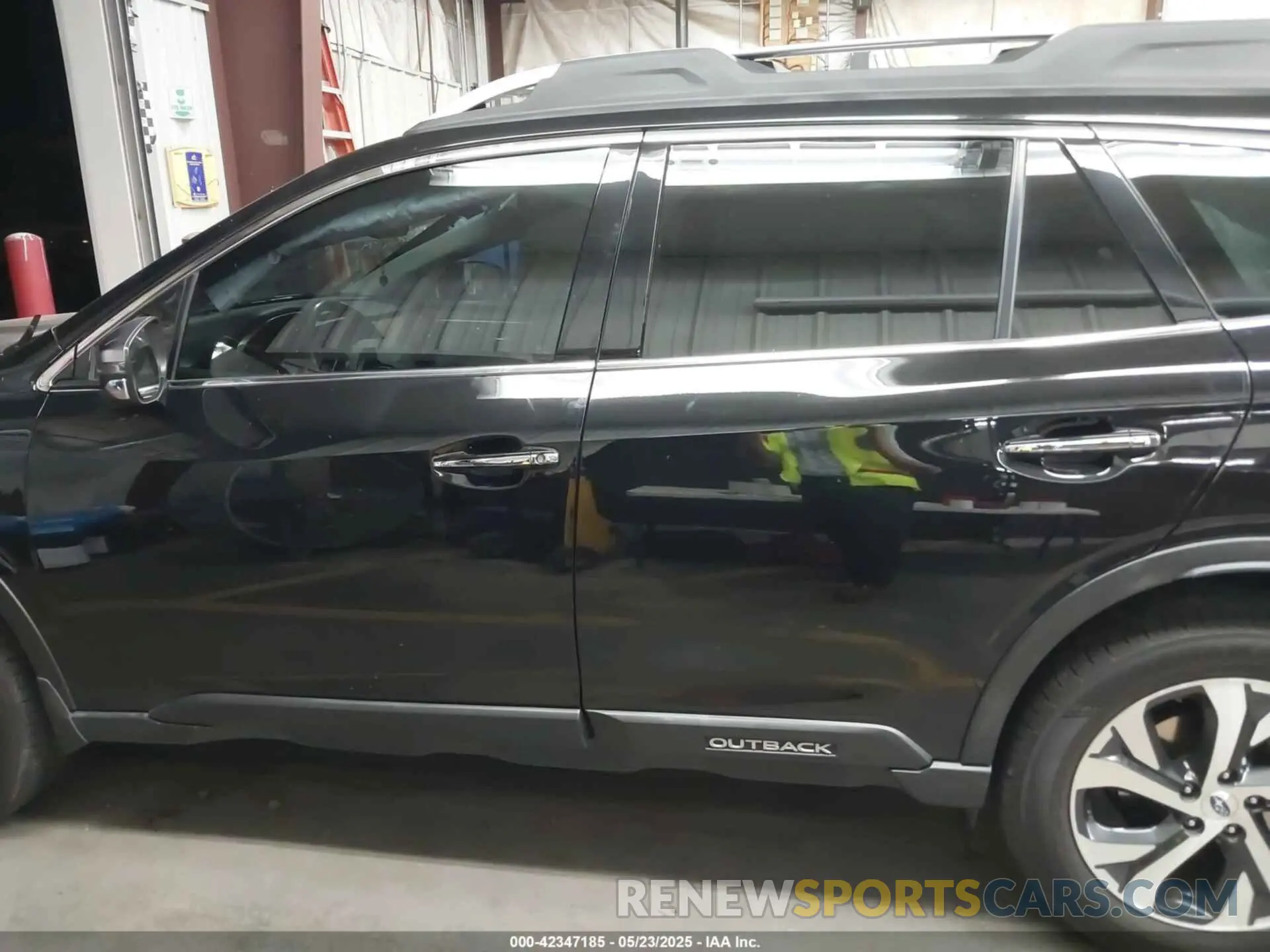 14 Photograph of a damaged car 4S4BTGPDXL3110036 SUBARU OUTBACK 2020