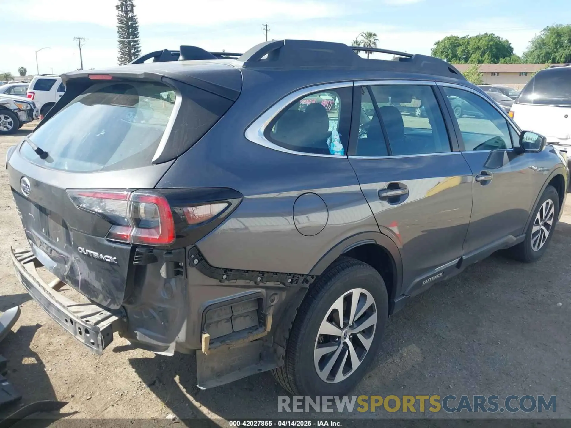 4 Photograph of a damaged car 4S4BTAAC9M3129305 SUBARU OUTBACK 2021