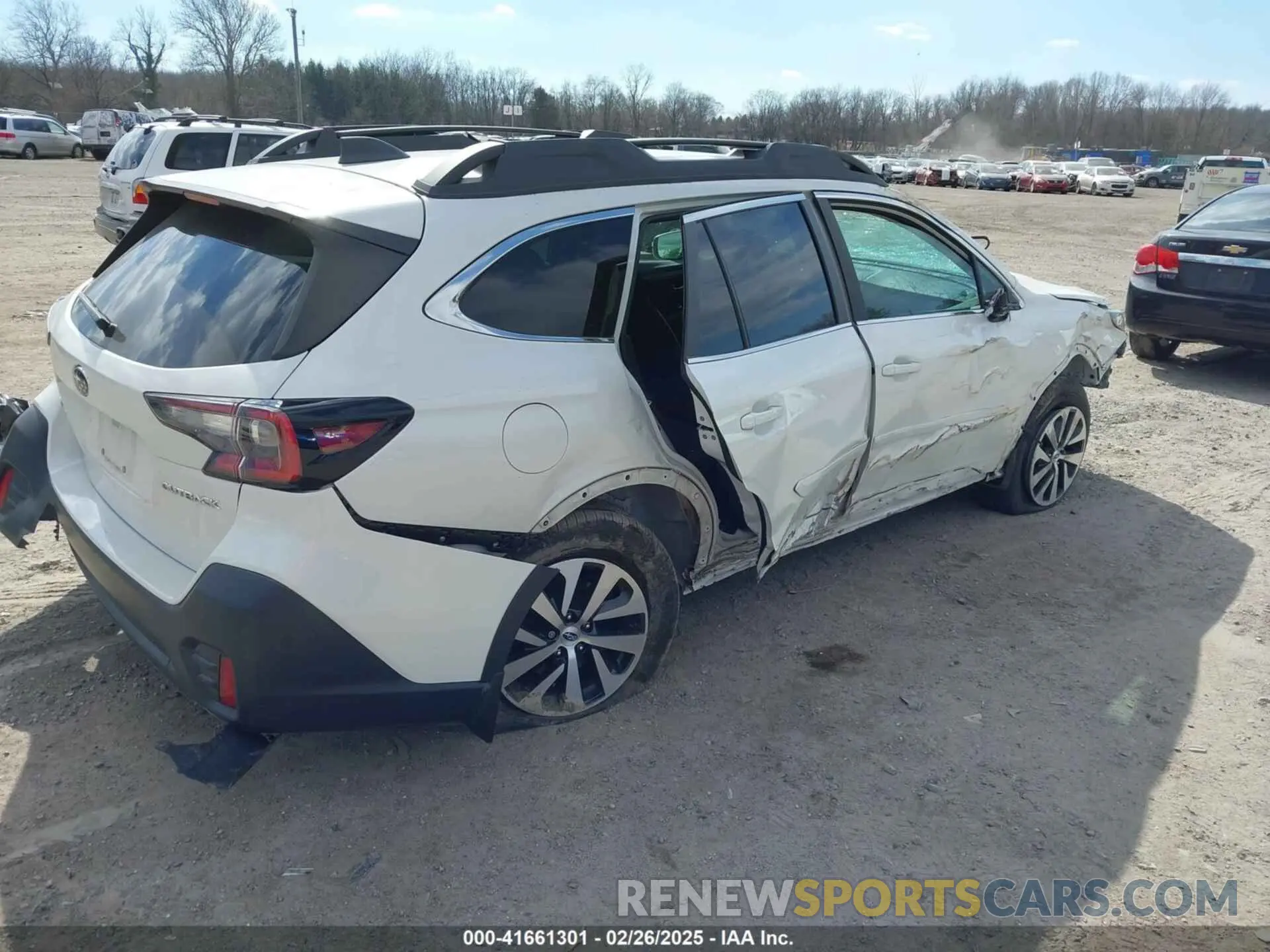 4 Photograph of a damaged car 4S4BTACC0M3211243 SUBARU OUTBACK 2021
