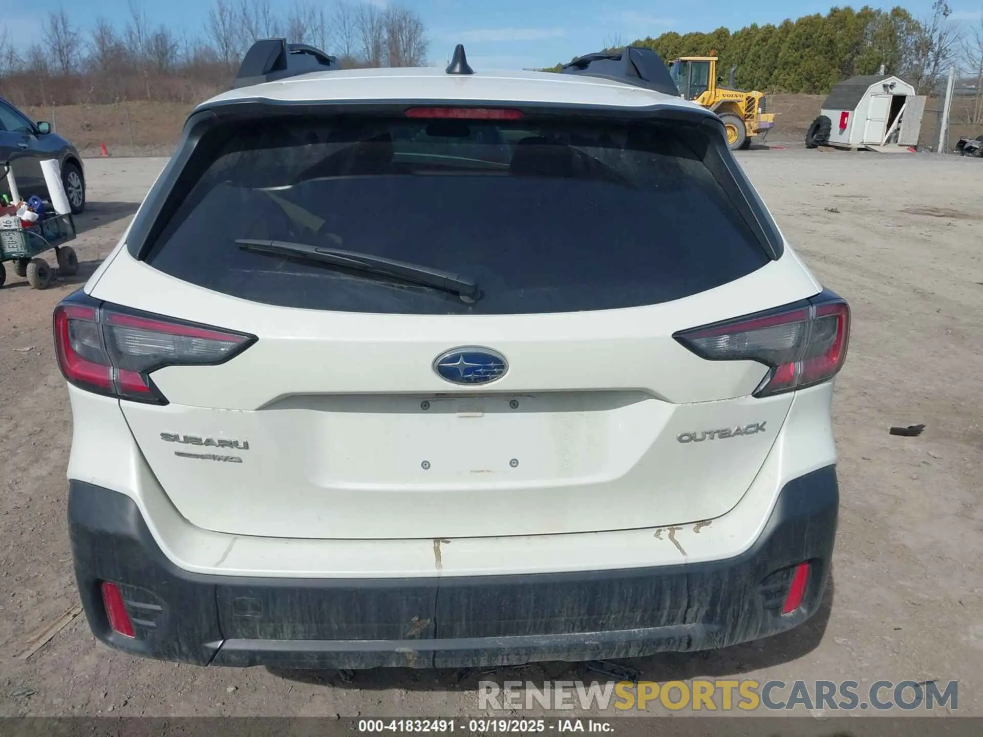 17 Photograph of a damaged car 4S4BTACC5M3147958 SUBARU OUTBACK 2021