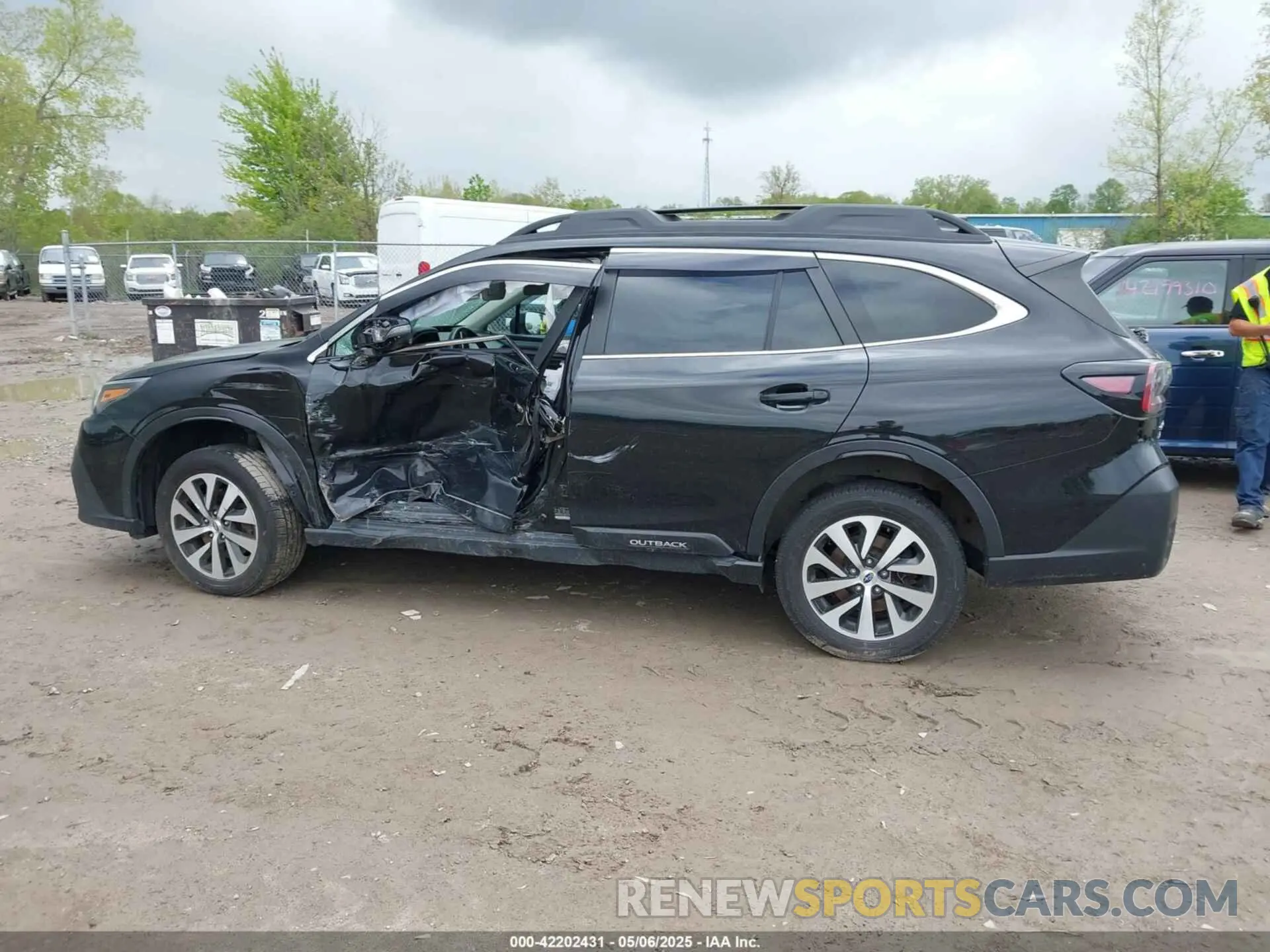 13 Photograph of a damaged car 4S4BTACC9M3171521 SUBARU OUTBACK 2021