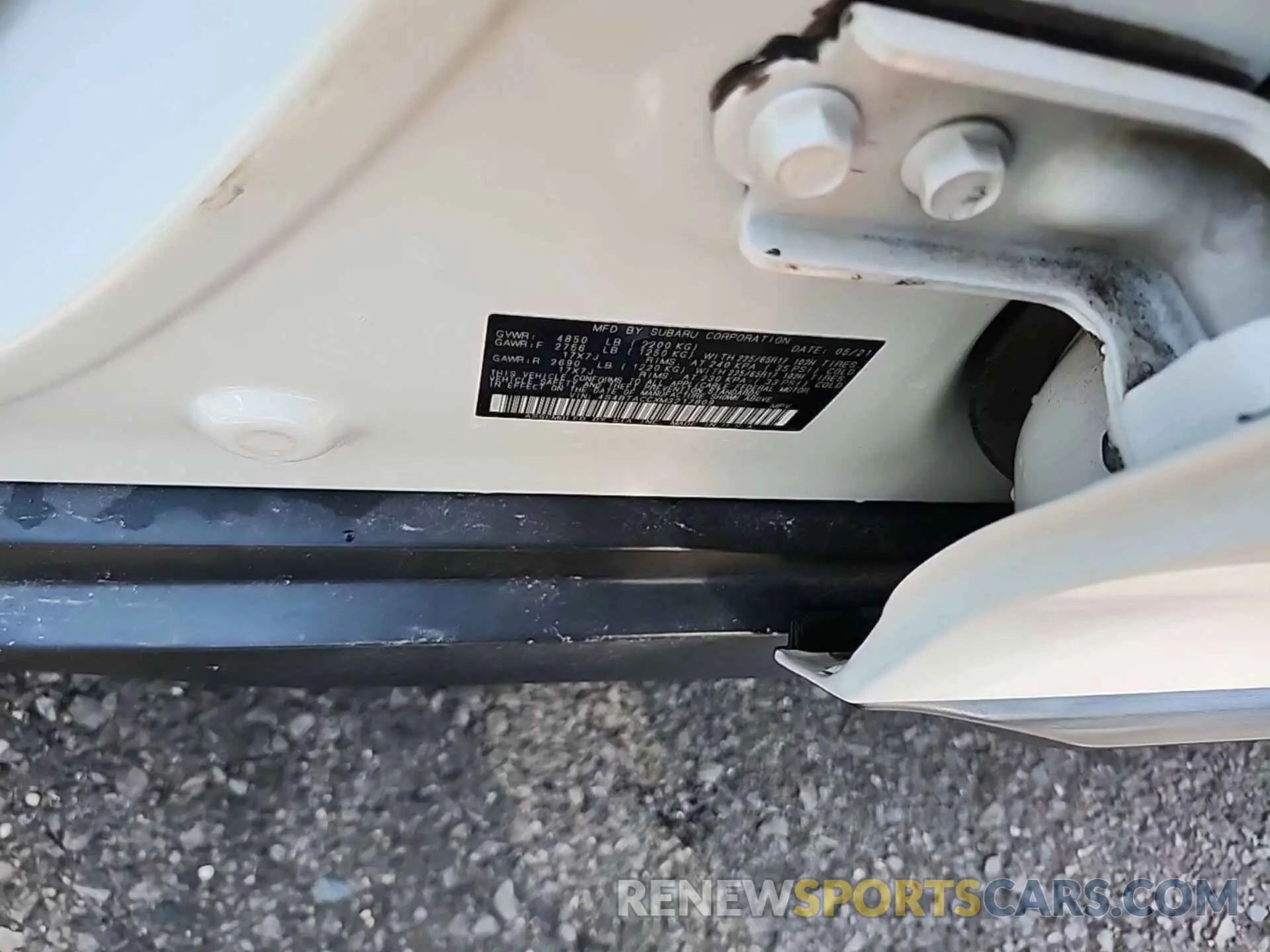 9 Photograph of a damaged car 4S4BTACCXM3217809 SUBARU OUTBACK 2021