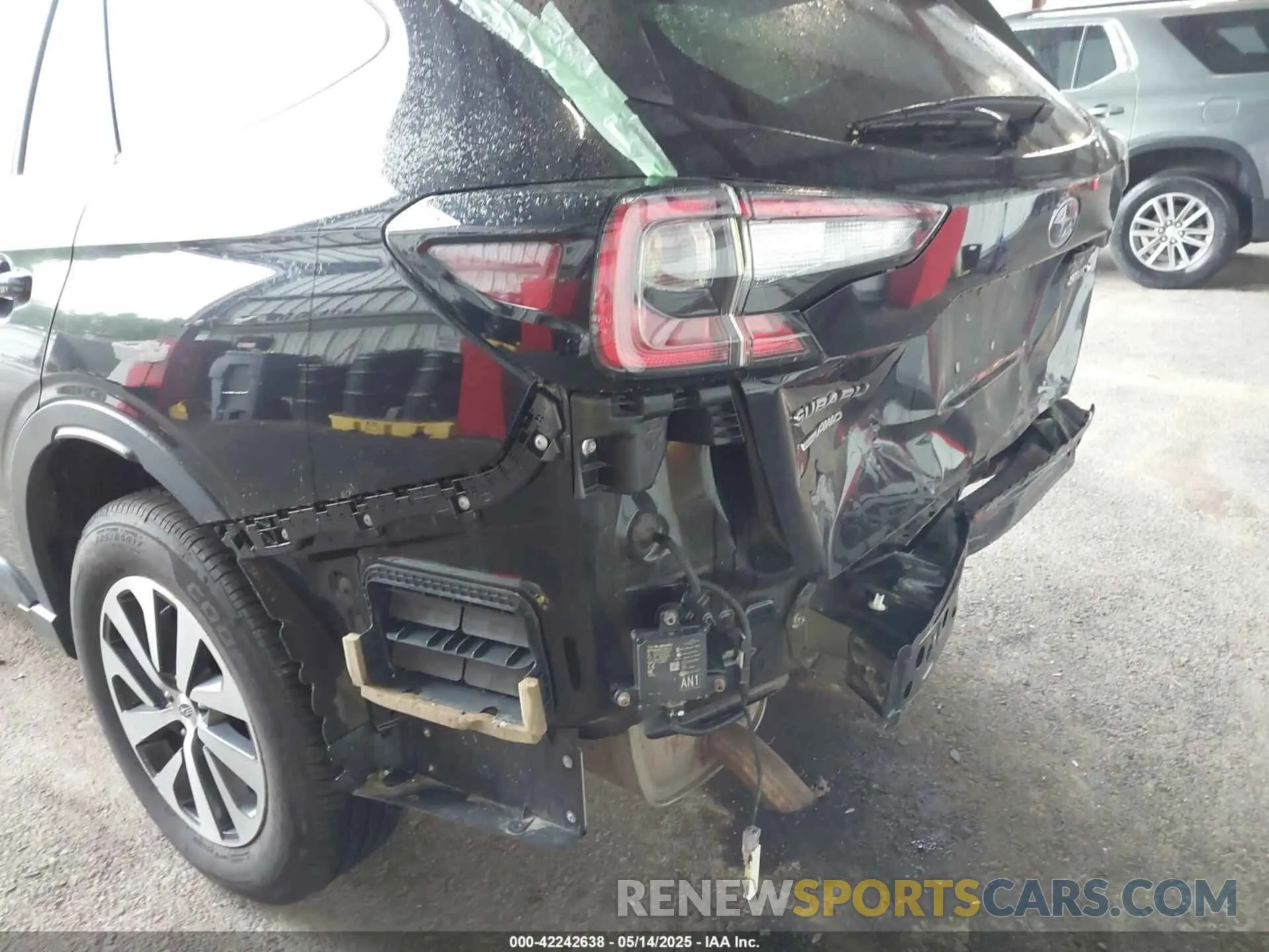 6 Photograph of a damaged car 4S4BTADC1M3226588 SUBARU OUTBACK 2021