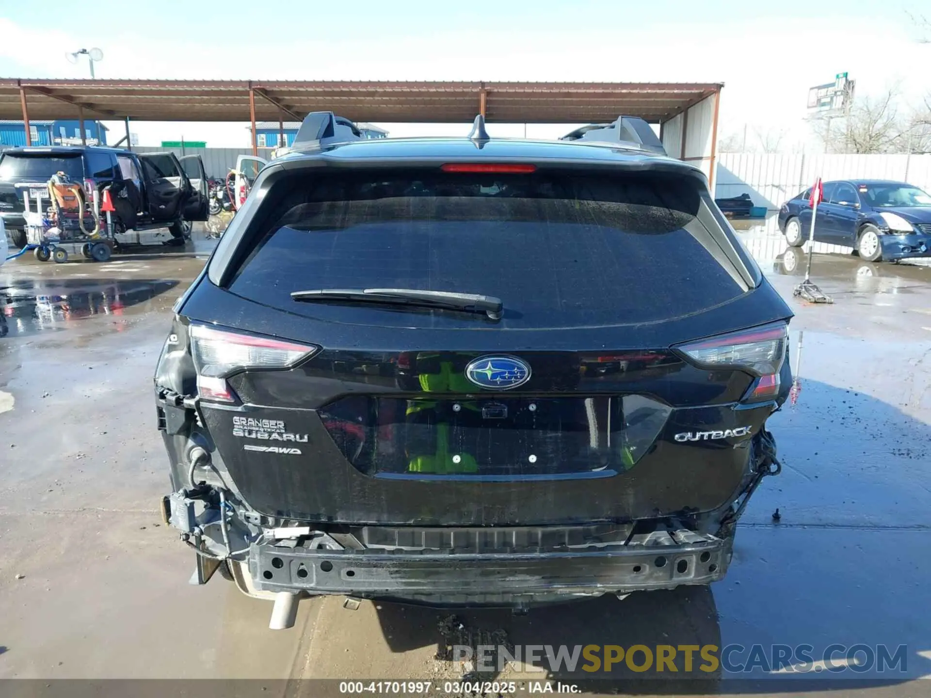 17 Photograph of a damaged car 4S4BTADC5M3159963 SUBARU OUTBACK 2021