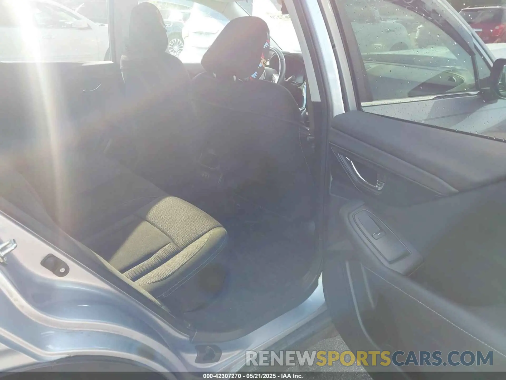 8 Photograph of a damaged car 4S4BTAFC3M3127512 SUBARU OUTBACK 2021