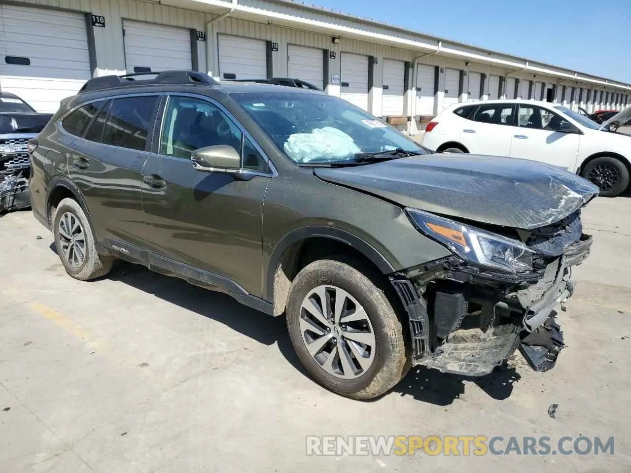 4 Photograph of a damaged car 4S4BTAFC5M3226560 SUBARU OUTBACK 2021