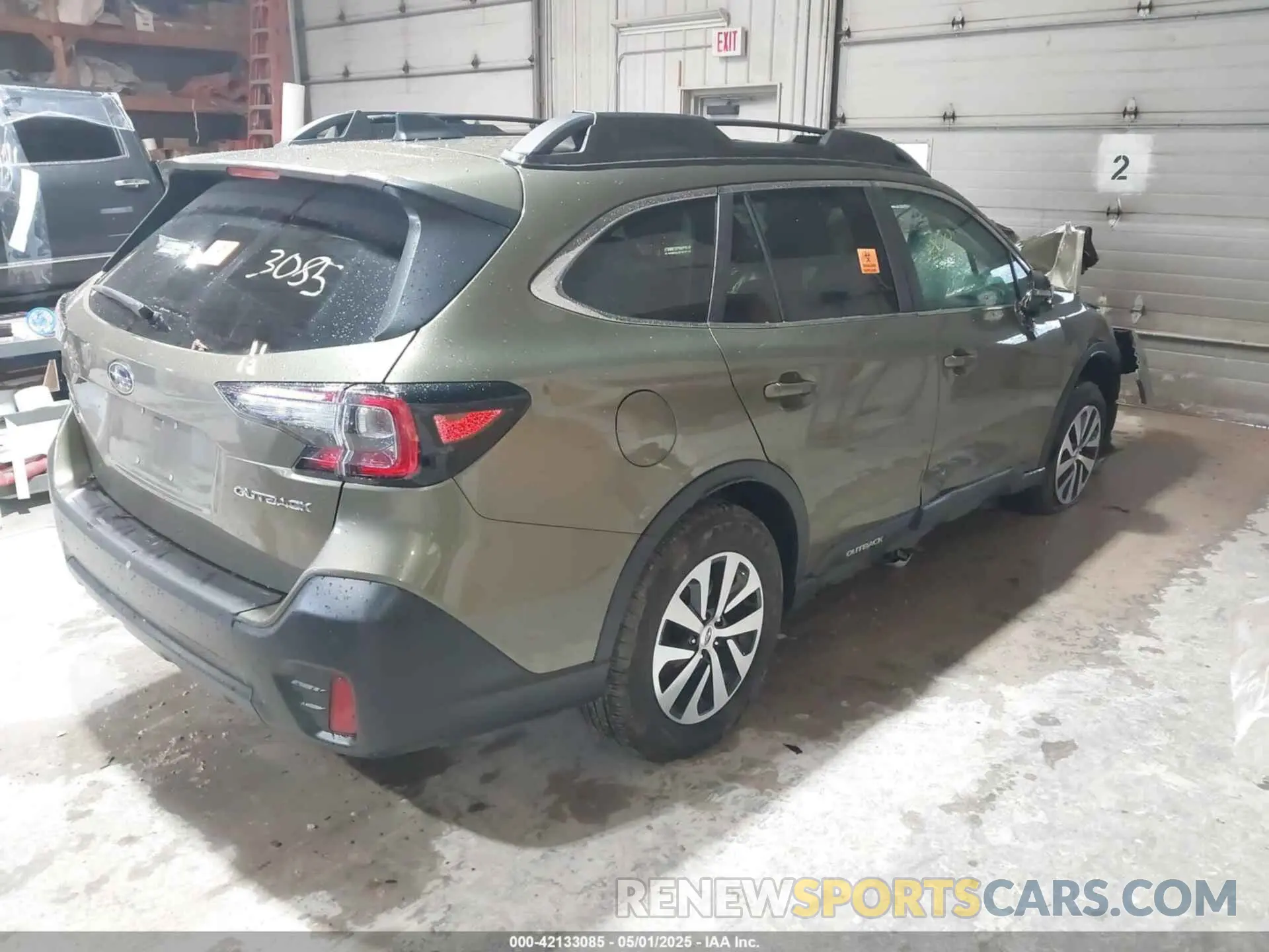 4 Photograph of a damaged car 4S4BTAFC6M3118044 SUBARU OUTBACK 2021