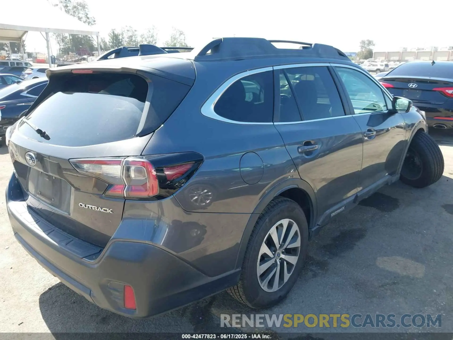 4 Photograph of a damaged car 4S4BTAFC6M3142540 SUBARU OUTBACK 2021