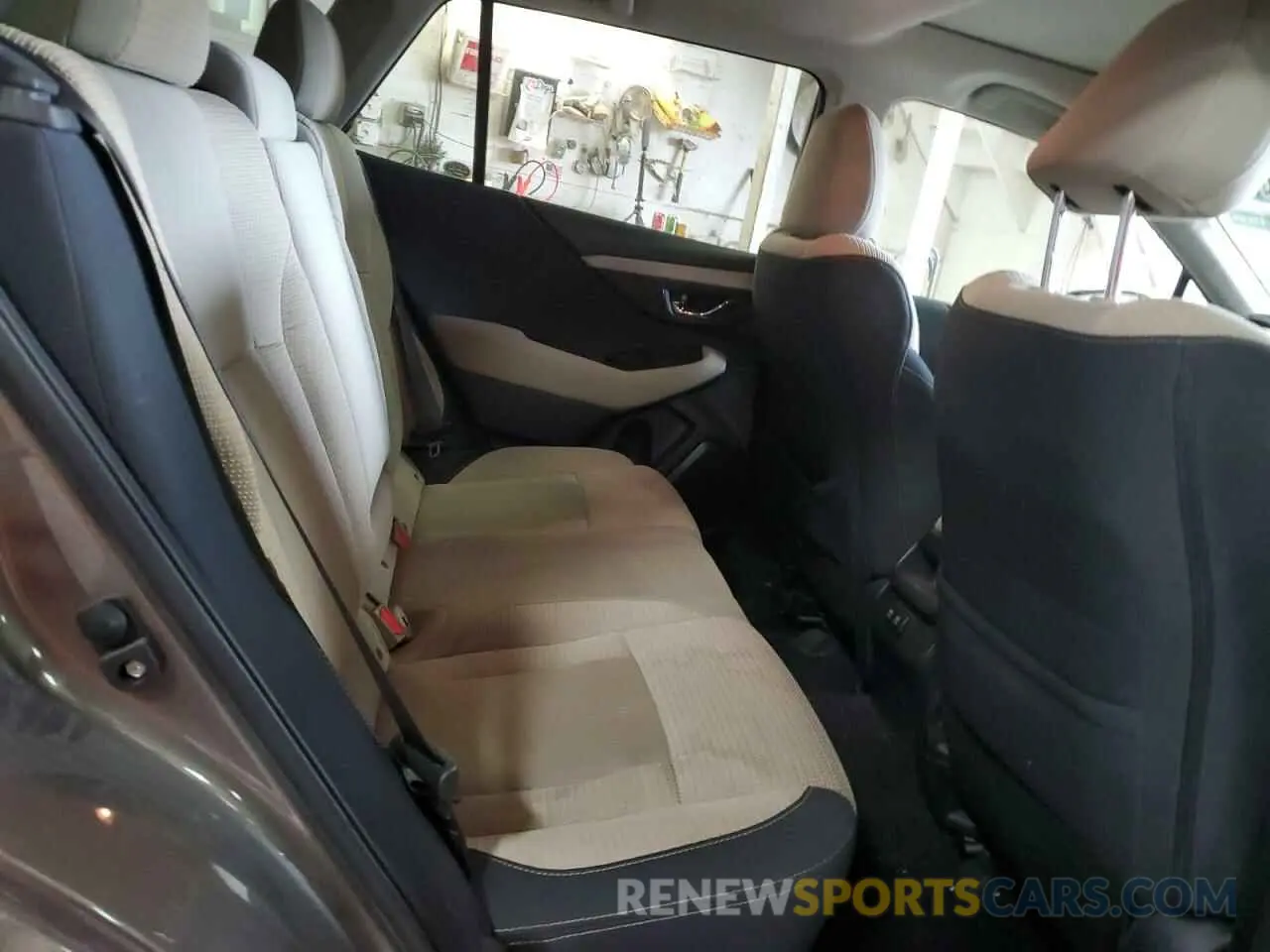 11 Photograph of a damaged car 4S4BTAFCXM3162869 SUBARU OUTBACK 2021