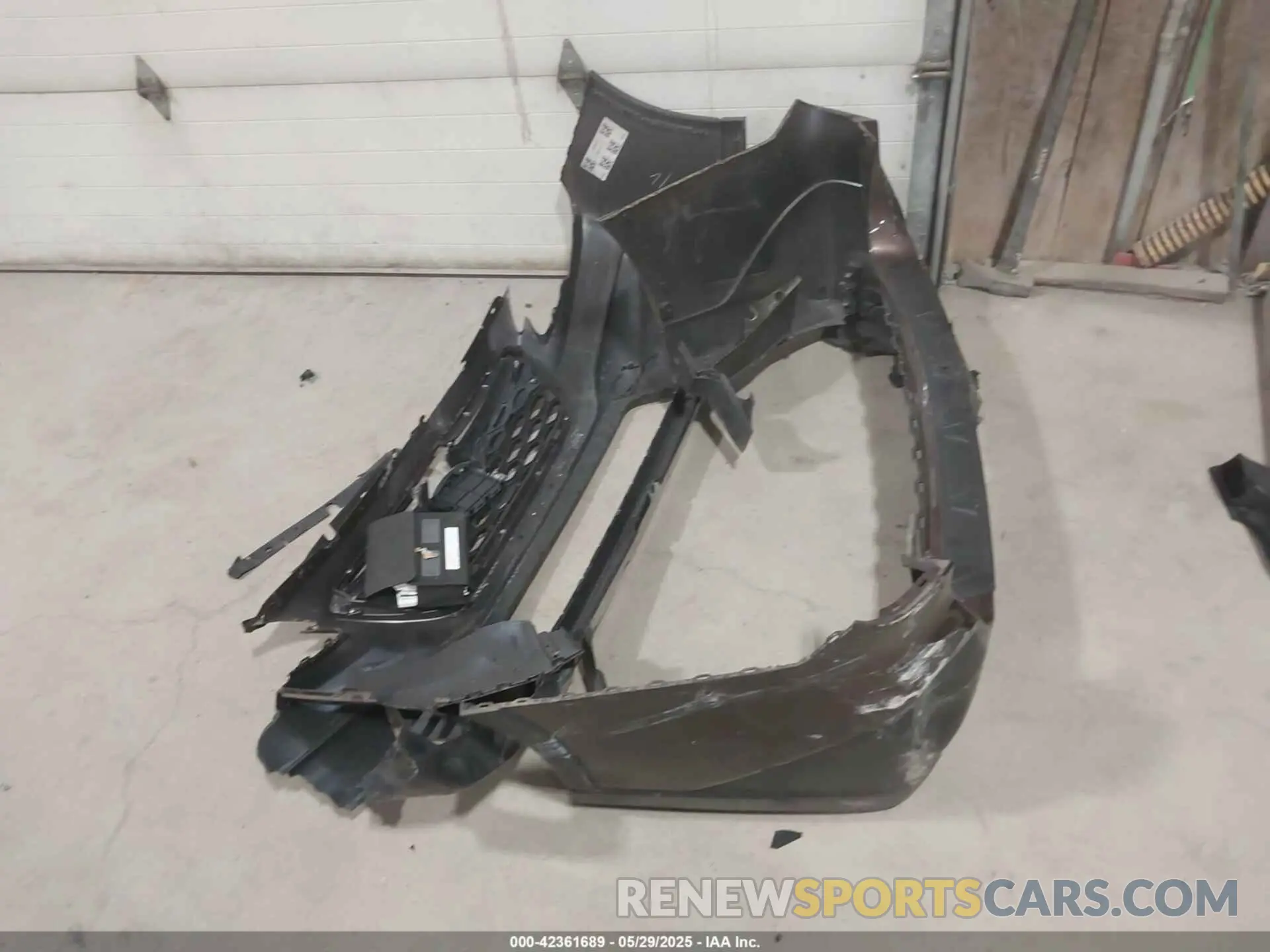 11 Photograph of a damaged car 4S4BTAMC8M3128500 SUBARU OUTBACK 2021