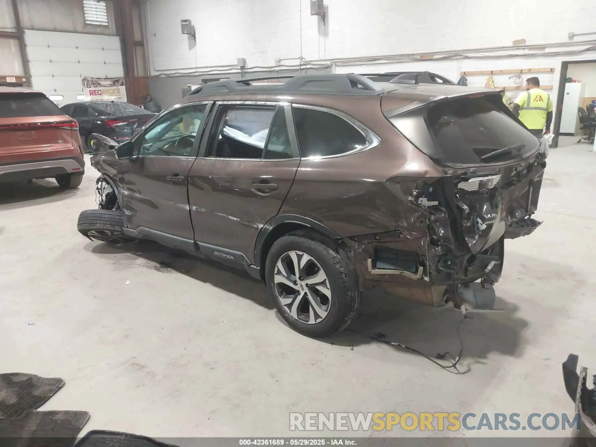 3 Photograph of a damaged car 4S4BTAMC8M3128500 SUBARU OUTBACK 2021