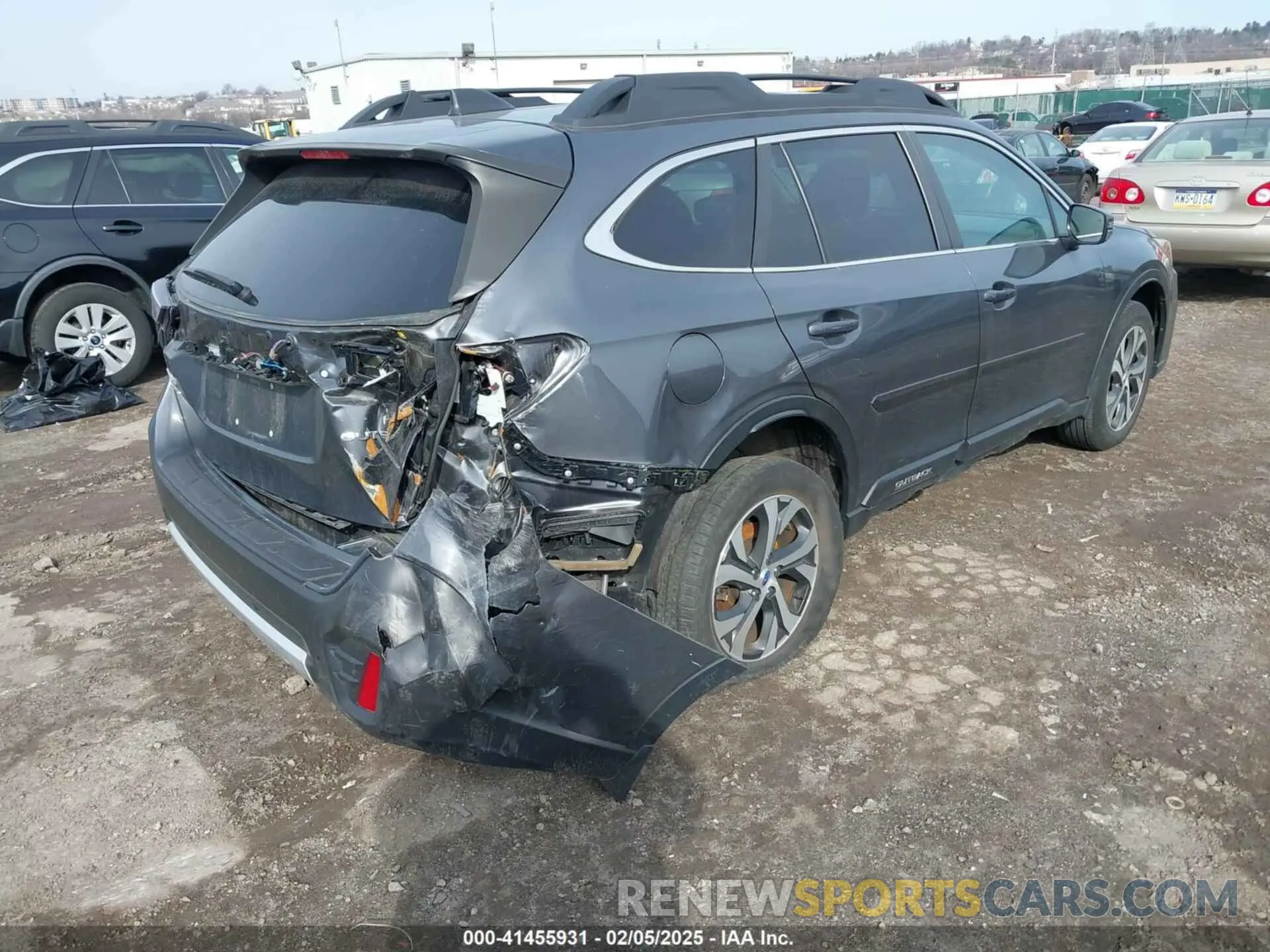 4 Photograph of a damaged car 4S4BTANC1M3180338 SUBARU OUTBACK 2021