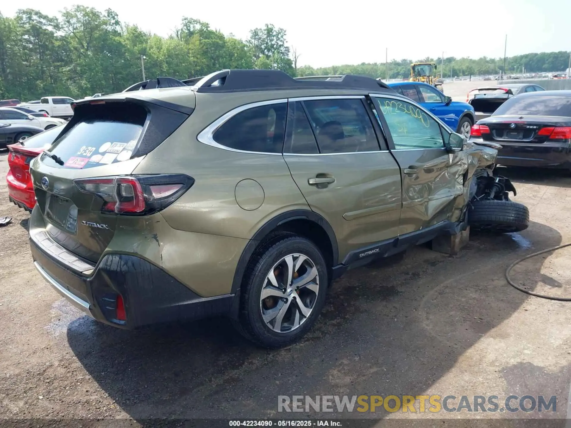 4 Photograph of a damaged car 4S4BTANC3M3211539 SUBARU OUTBACK 2021