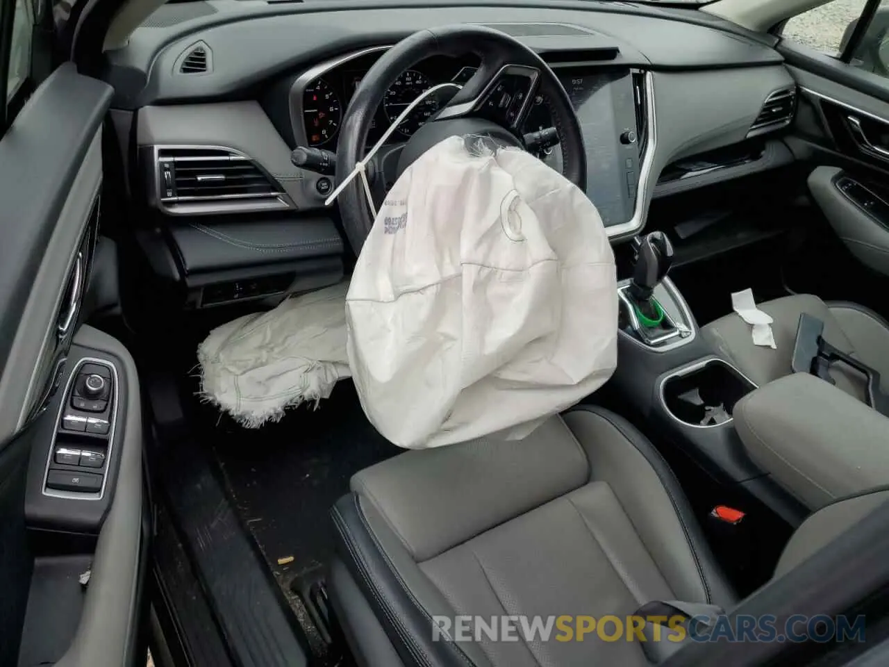 8 Photograph of a damaged car 4S4BTANC7M3183485 SUBARU OUTBACK 2021