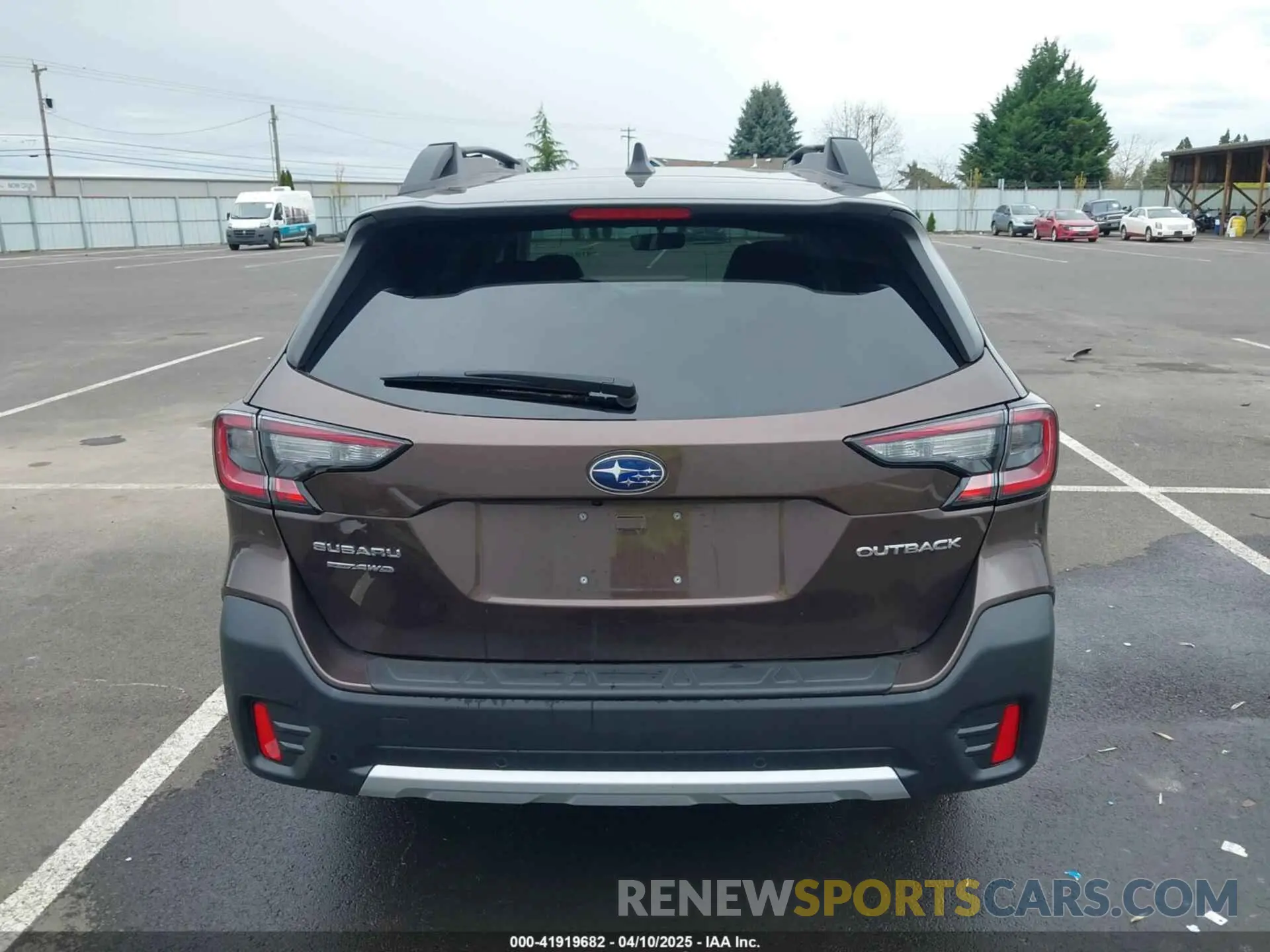 17 Photograph of a damaged car 4S4BTANCXM3205043 SUBARU OUTBACK 2021