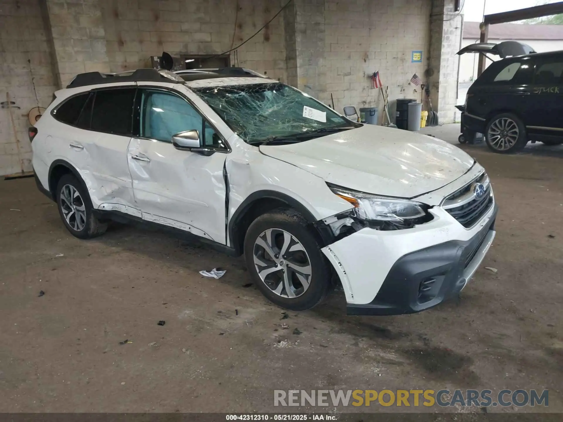 1 Photograph of a damaged car 4S4BTAPC0M3222768 SUBARU OUTBACK 2021