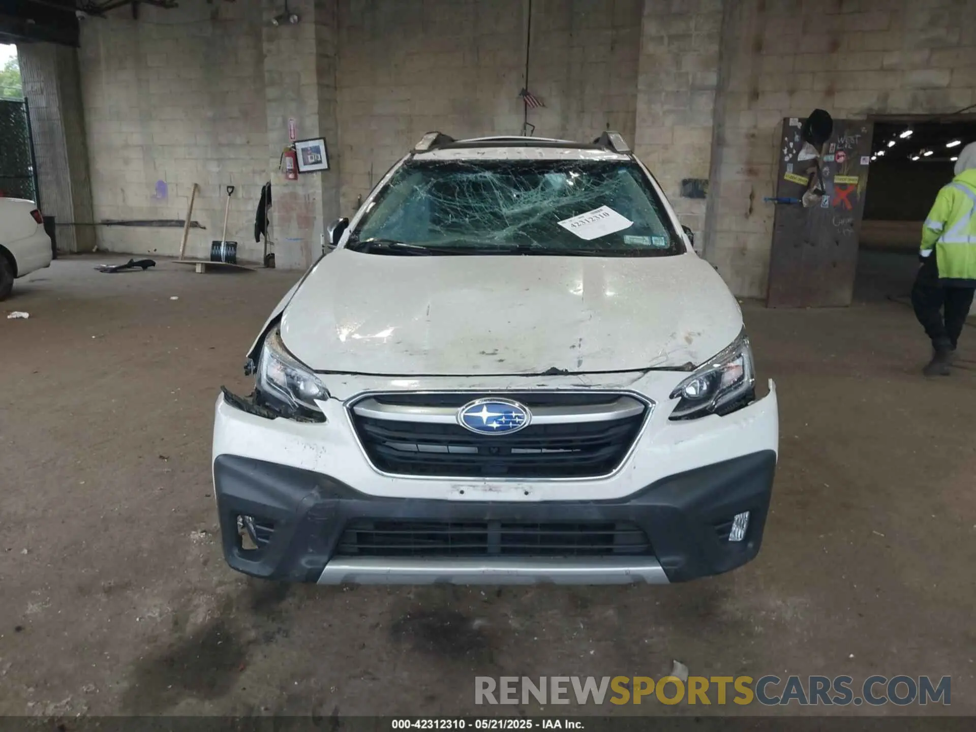 11 Photograph of a damaged car 4S4BTAPC0M3222768 SUBARU OUTBACK 2021