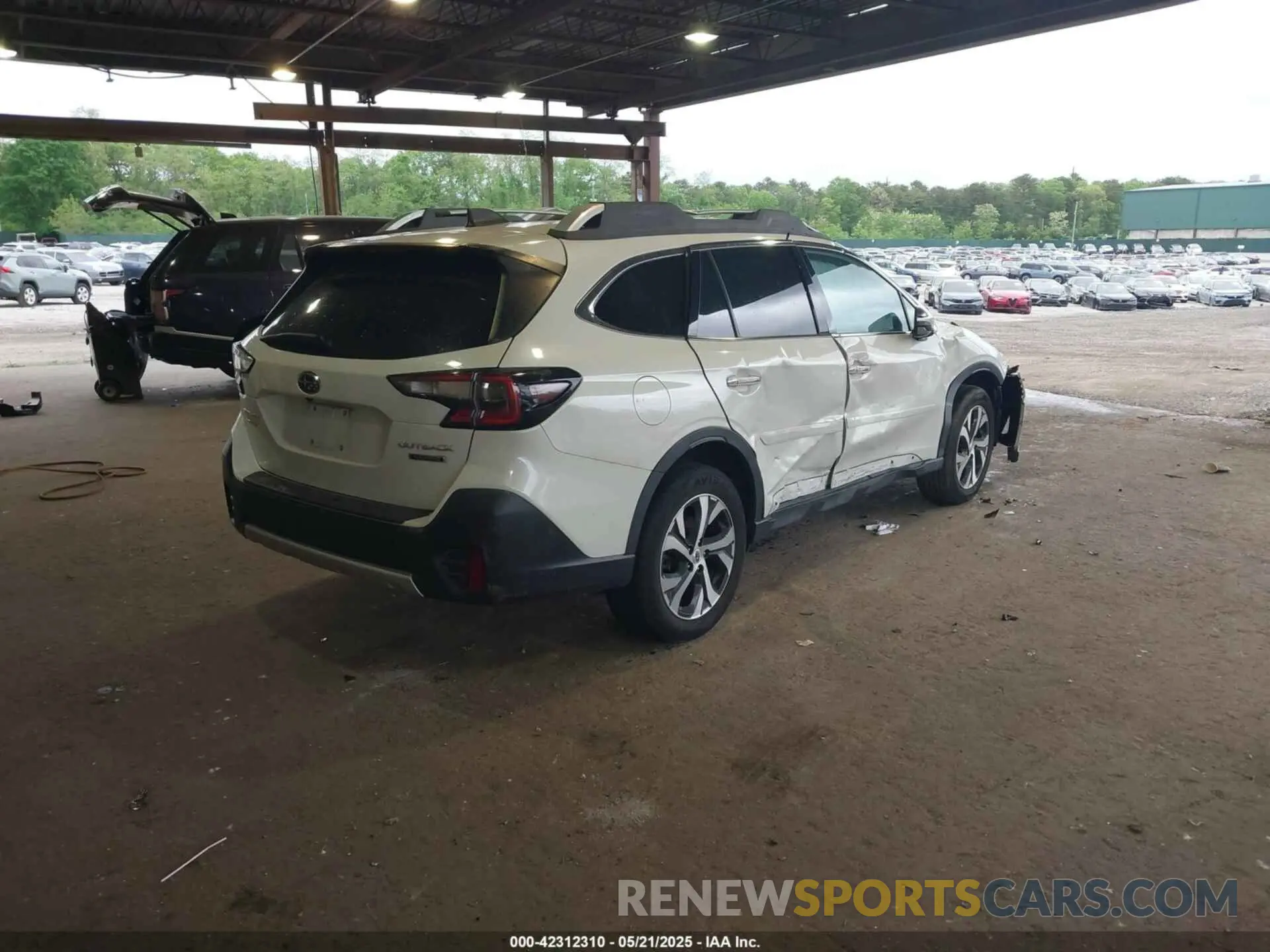 4 Photograph of a damaged car 4S4BTAPC0M3222768 SUBARU OUTBACK 2021