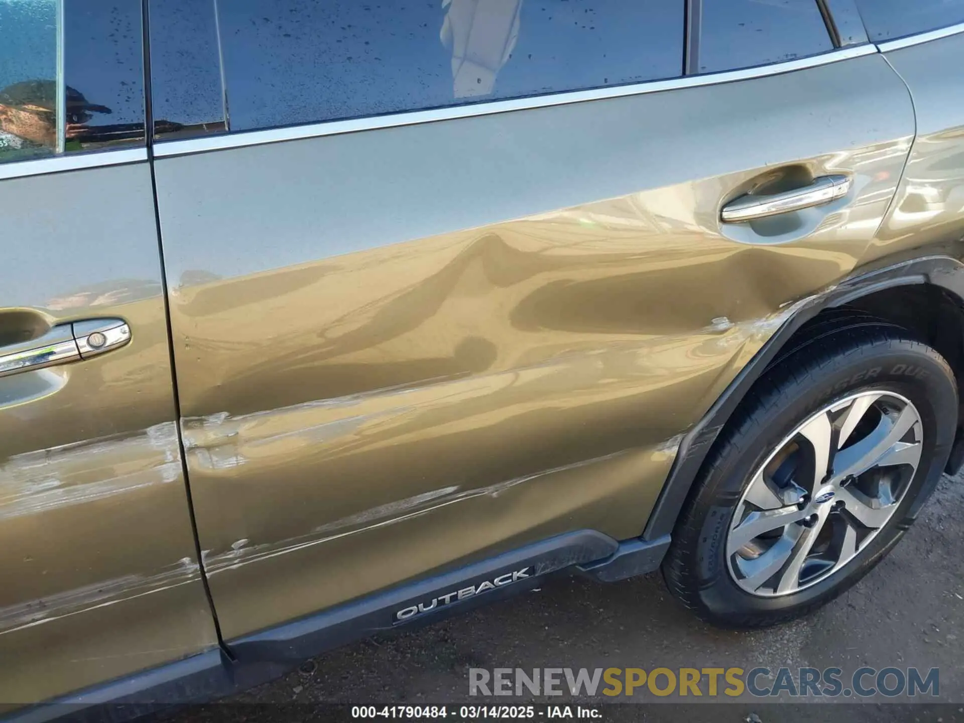 19 Photograph of a damaged car 4S4BTAPC4M3157648 SUBARU OUTBACK 2021