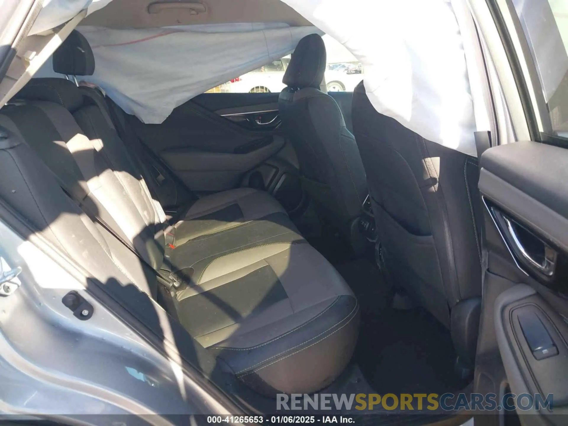 8 Photograph of a damaged car 4S4BTGLD4M3193275 SUBARU OUTBACK 2021