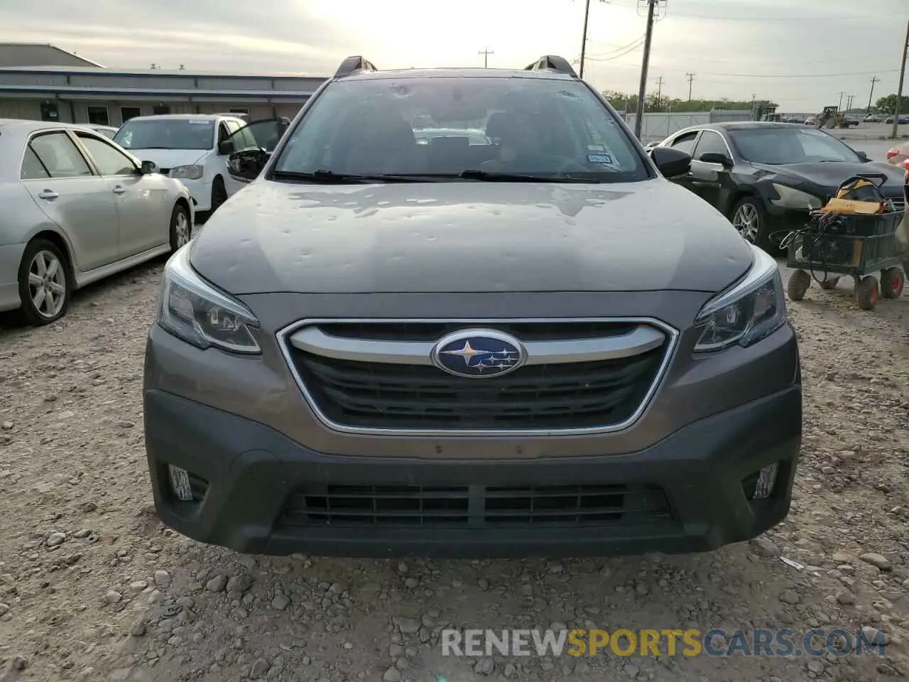 5 Photograph of a damaged car 4S4BTGNDXM3140464 SUBARU OUTBACK 2021