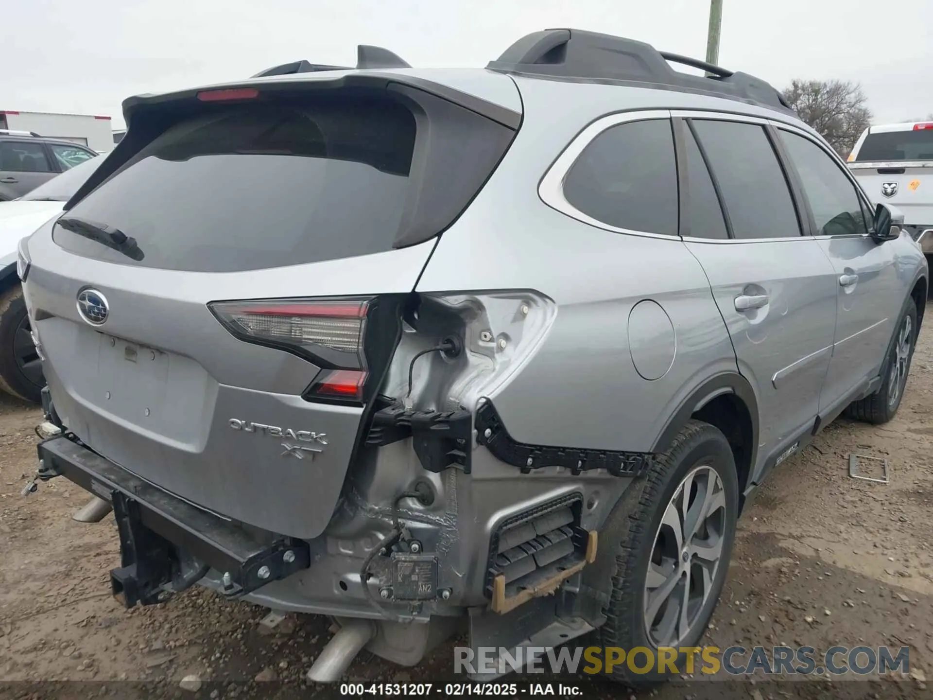 18 Photograph of a damaged car 4S4BTGNDXM3144739 SUBARU OUTBACK 2021