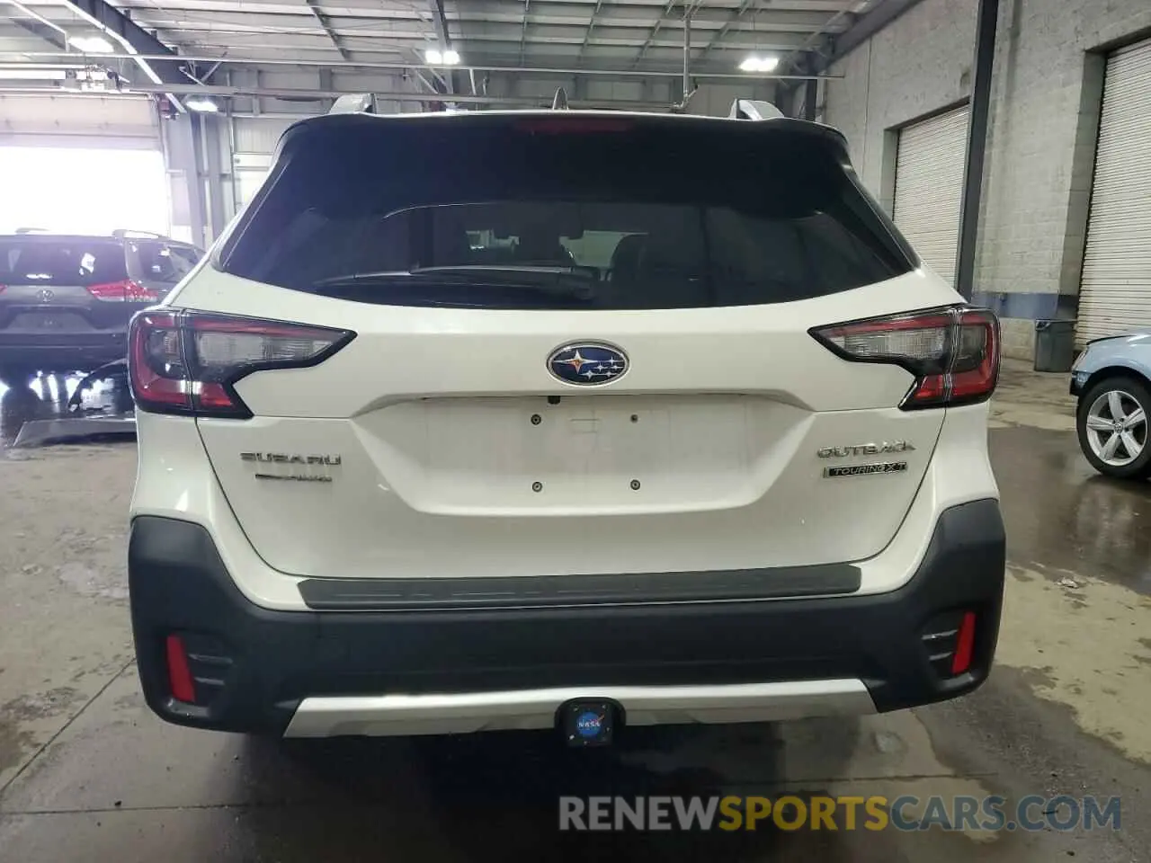 6 Photograph of a damaged car 4S4BTGPD2M3219169 SUBARU OUTBACK 2021