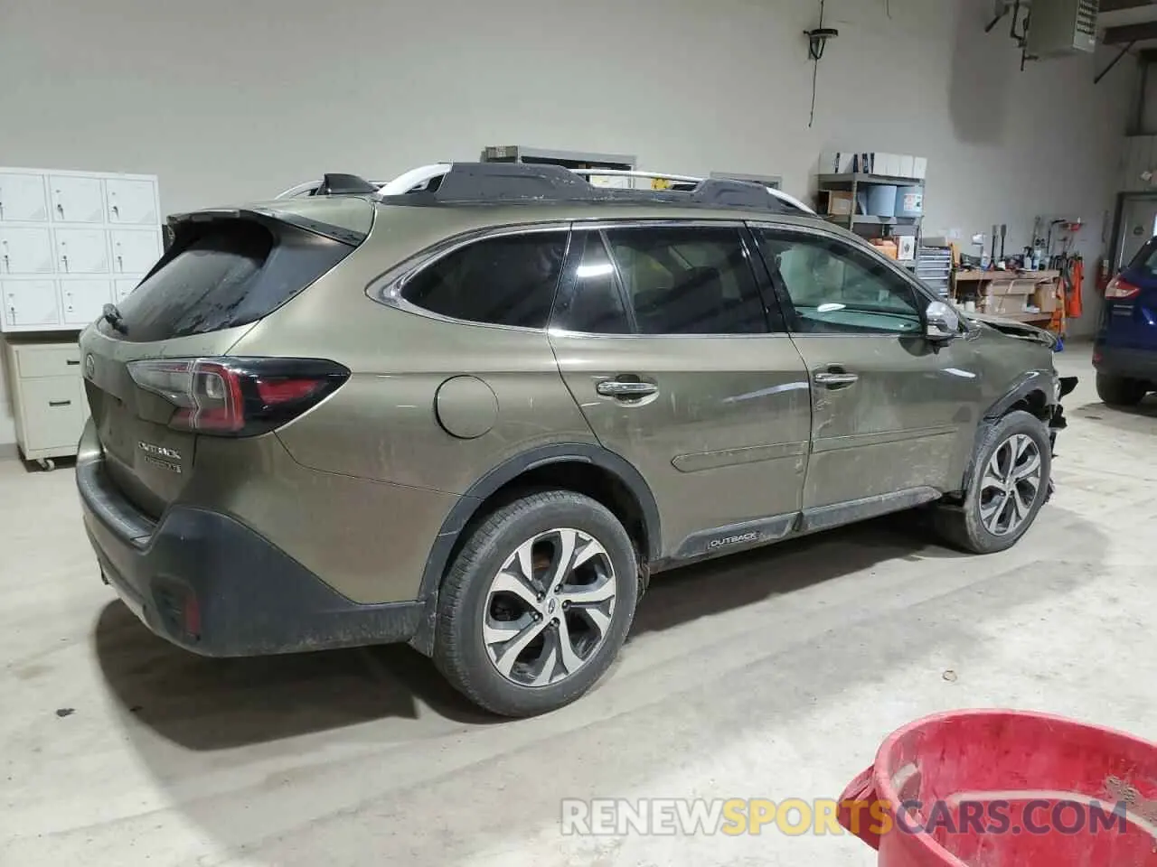 3 Photograph of a damaged car 4S4BTGPDXM3100401 SUBARU OUTBACK 2021