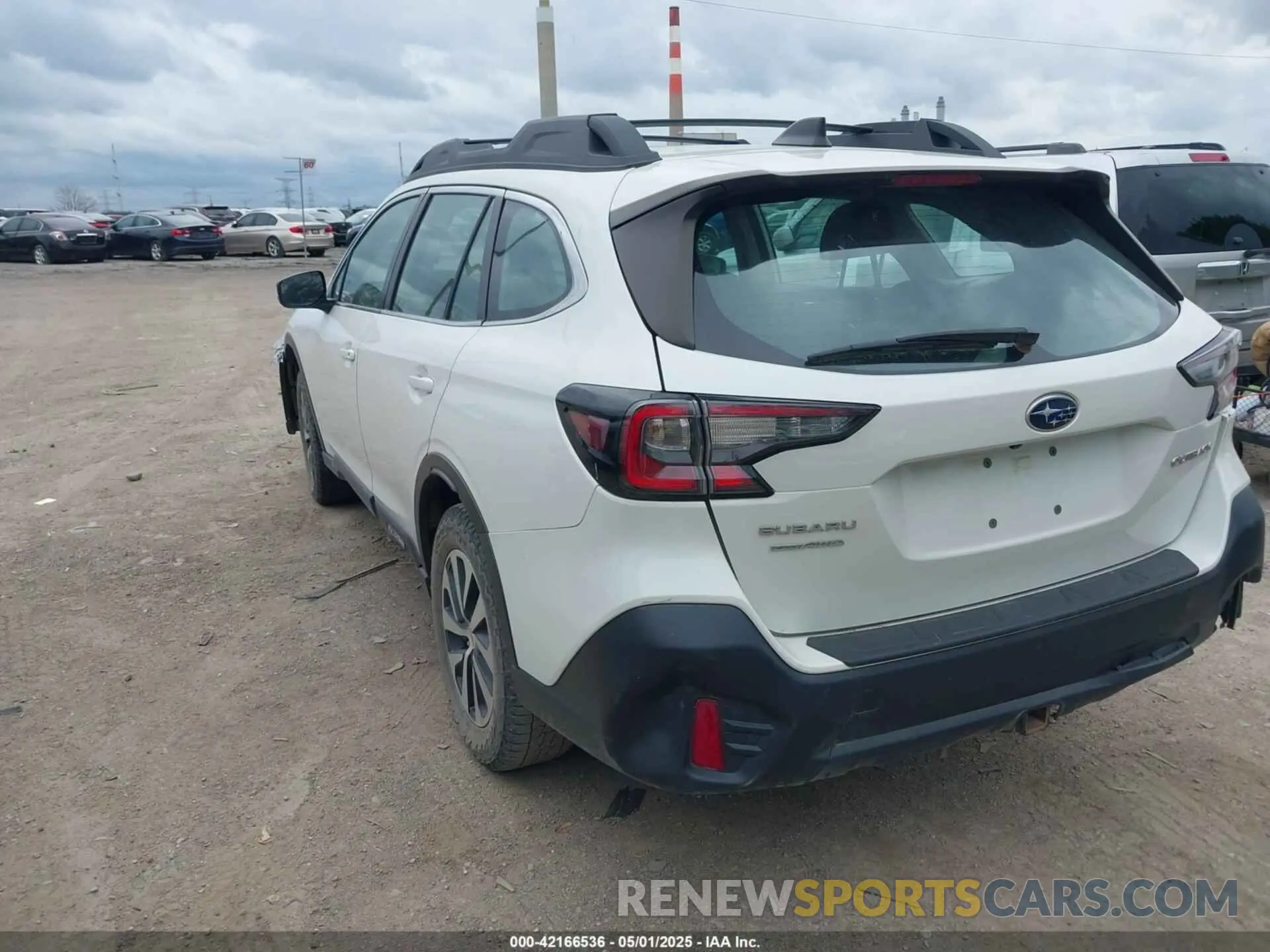 3 Photograph of a damaged car 4S4BTAAC2N3228081 SUBARU OUTBACK 2022