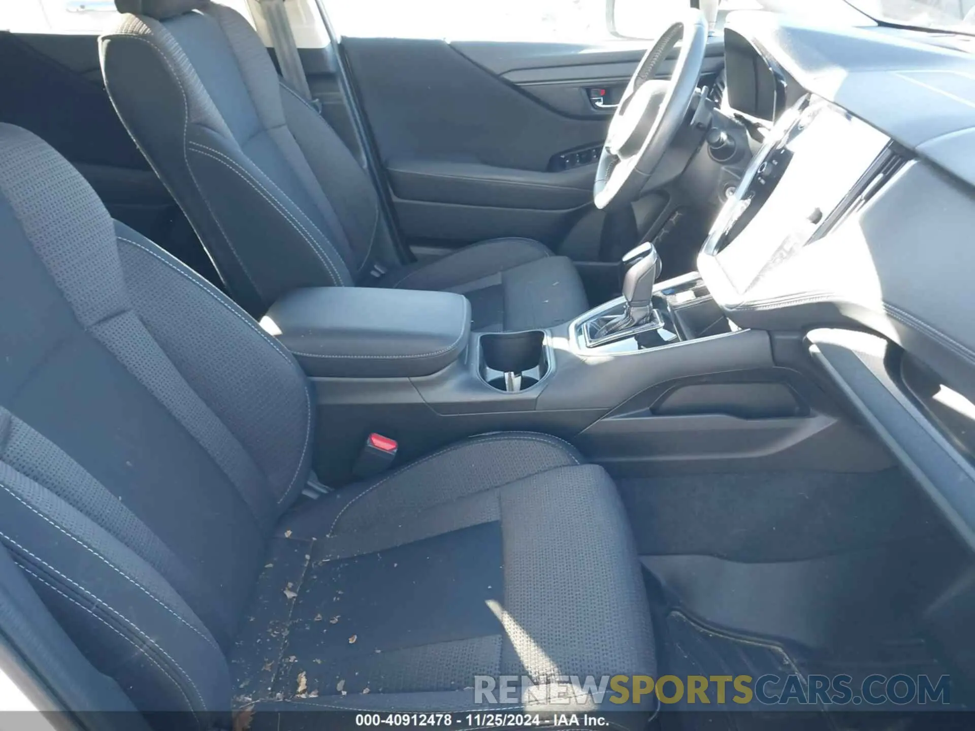 5 Photograph of a damaged car 4S4BTACC0N3106560 SUBARU OUTBACK 2022