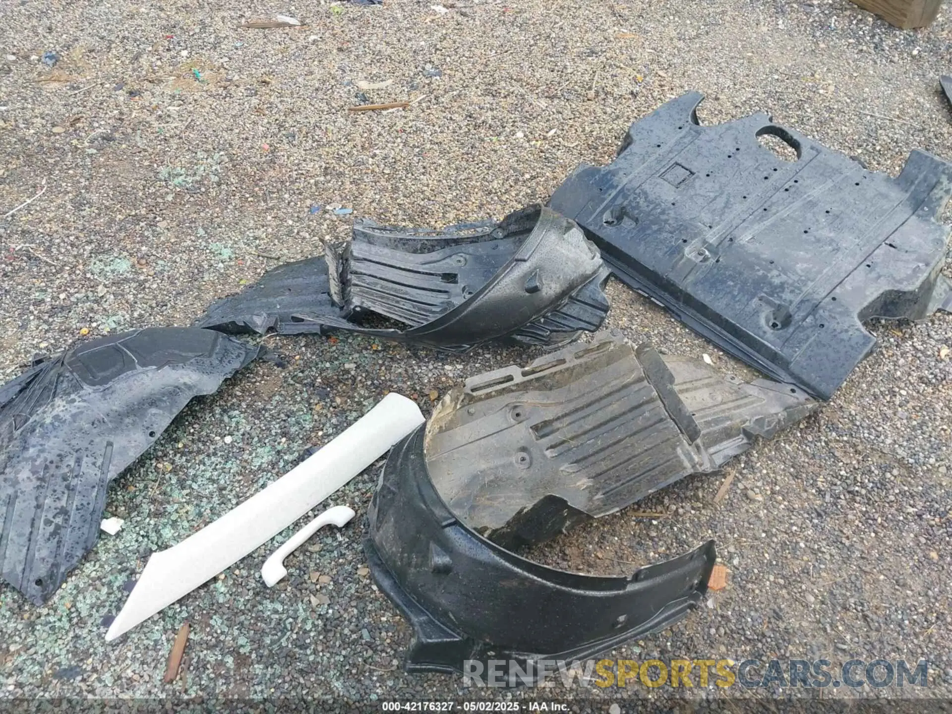 12 Photograph of a damaged car 4S4BTACC4N3137522 SUBARU OUTBACK 2022