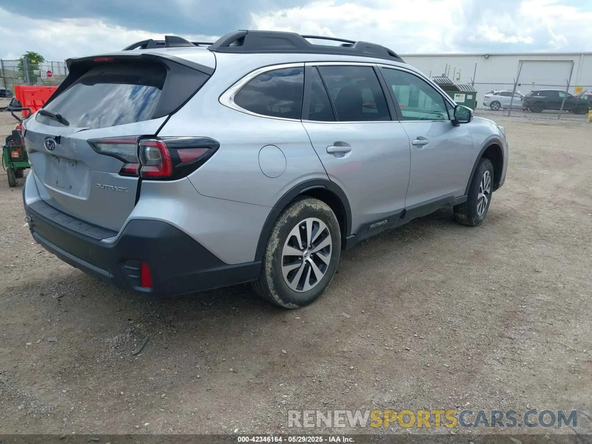 4 Photograph of a damaged car 4S4BTADC2N3248813 SUBARU OUTBACK 2022