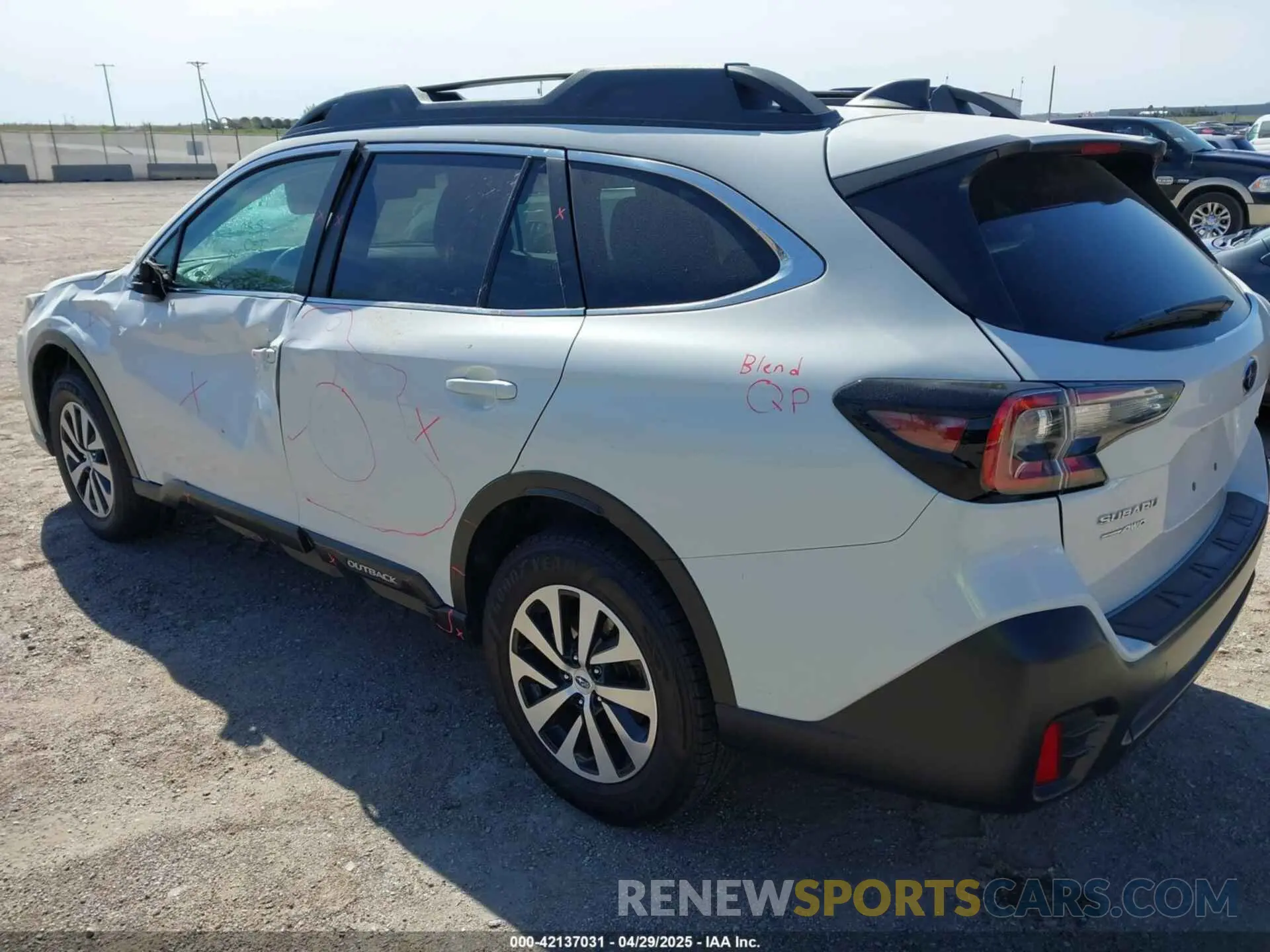 17 Photograph of a damaged car 4S4BTADC6N3267395 SUBARU OUTBACK 2022