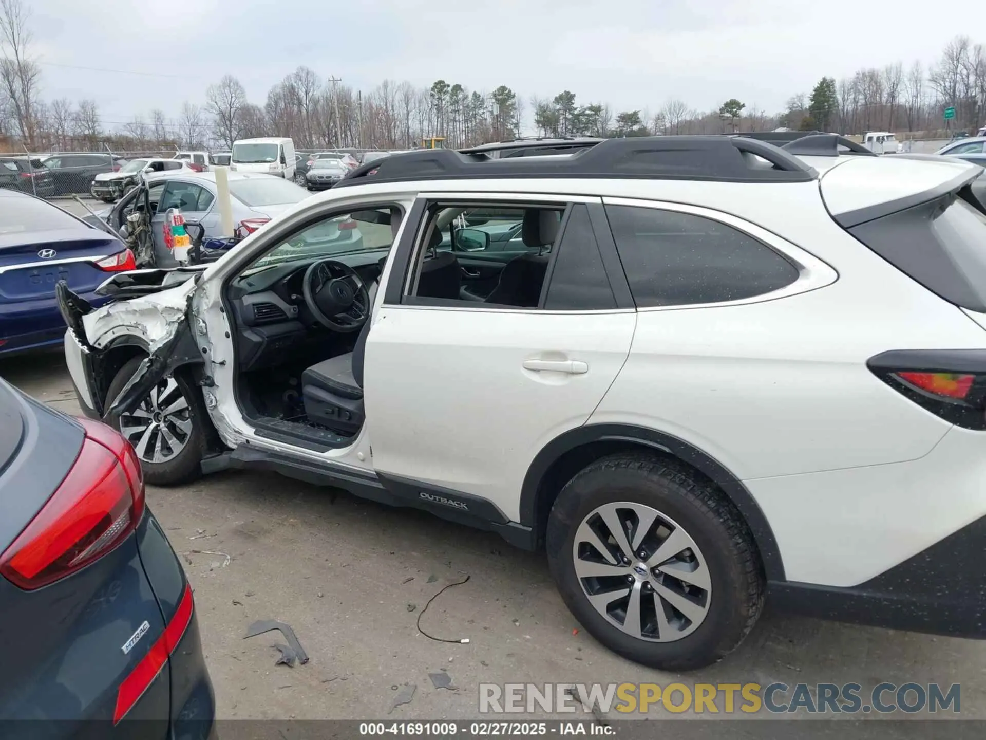 13 Photograph of a damaged car 4S4BTADC8N3249447 SUBARU OUTBACK 2022