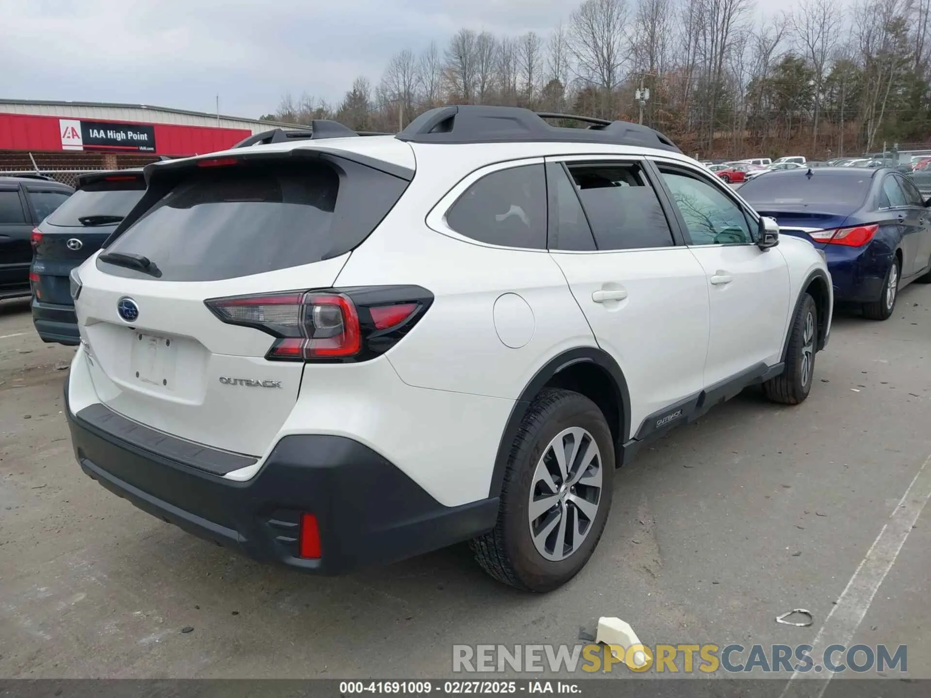 4 Photograph of a damaged car 4S4BTADC8N3249447 SUBARU OUTBACK 2022