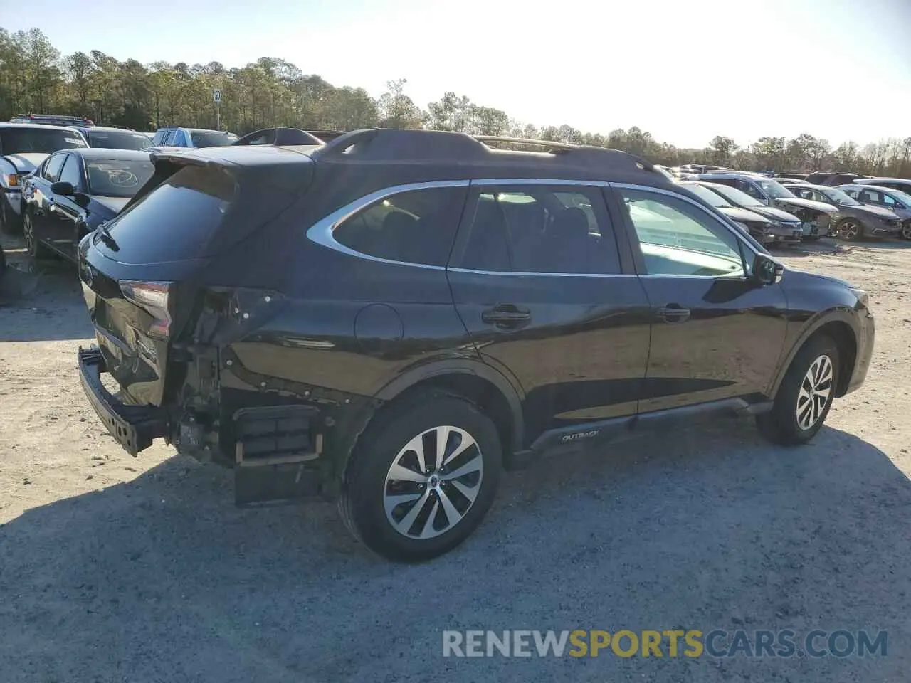 3 Photograph of a damaged car 4S4BTAFC0N3112581 SUBARU OUTBACK 2022