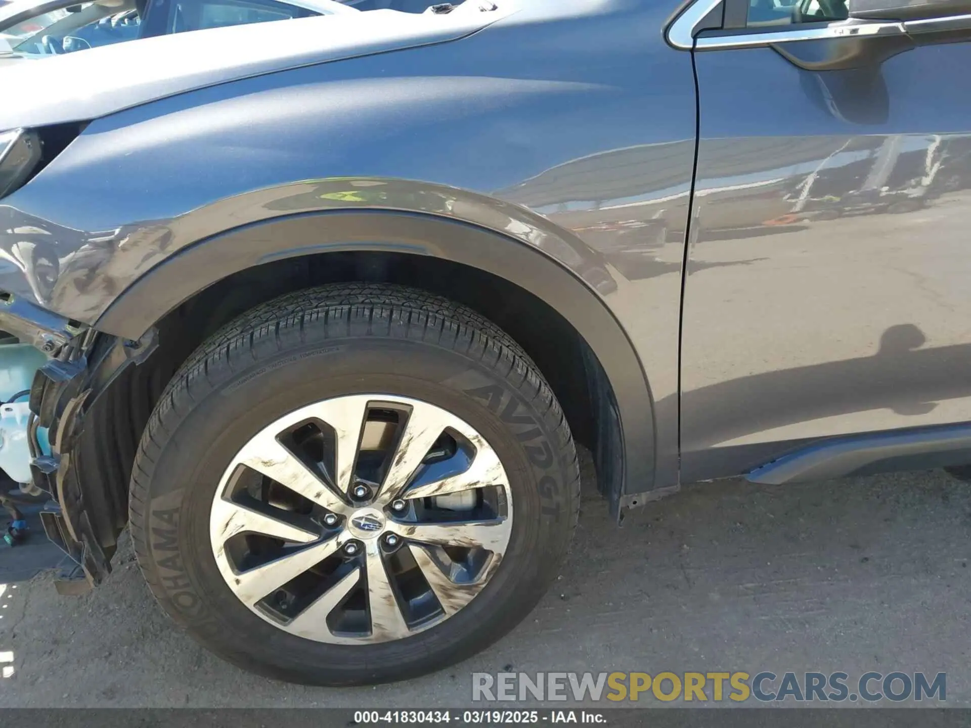 18 Photograph of a damaged car 4S4BTAFC1N3161109 SUBARU OUTBACK 2022