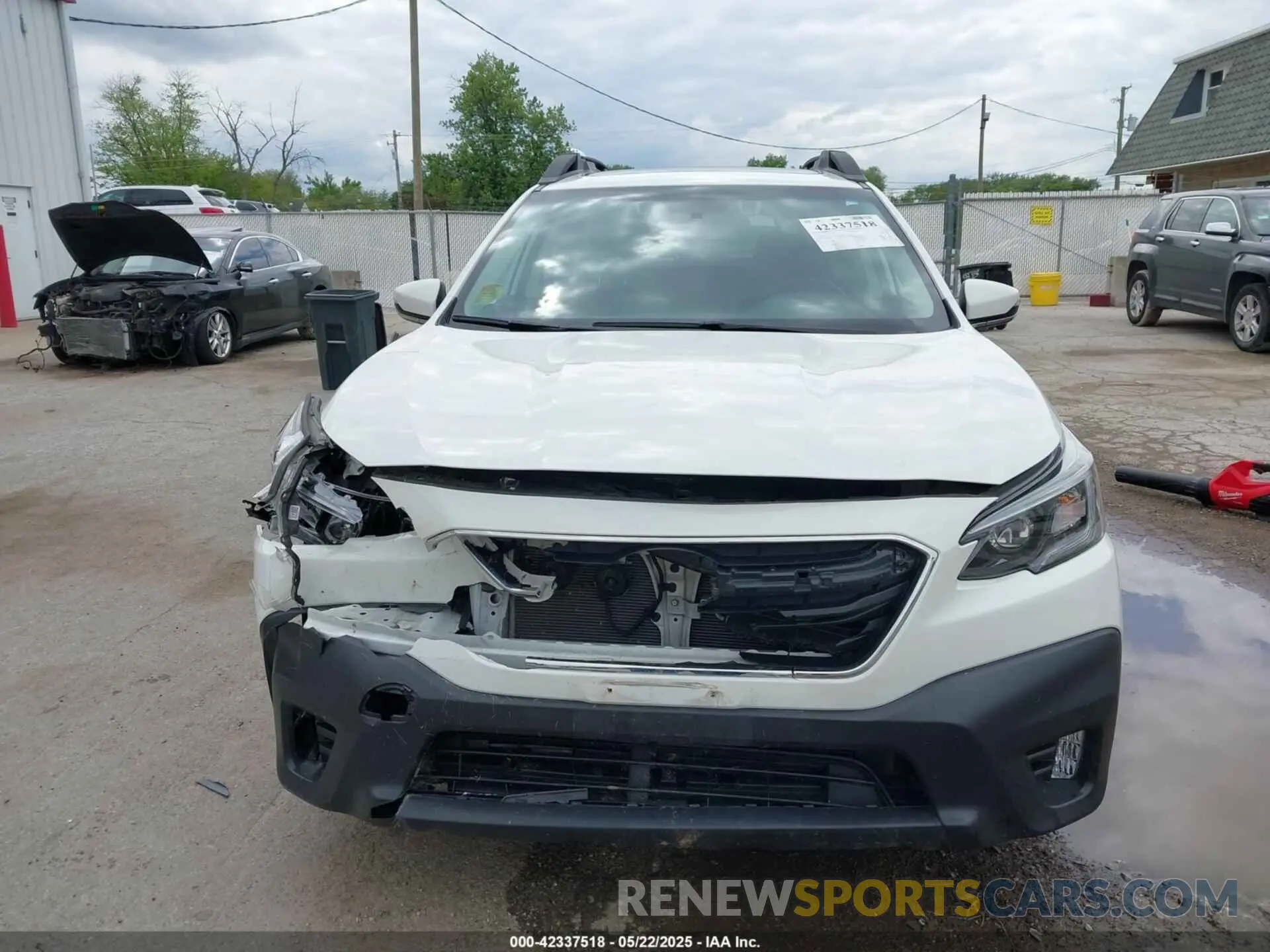 12 Photograph of a damaged car 4S4BTAFC7N3220552 SUBARU OUTBACK 2022