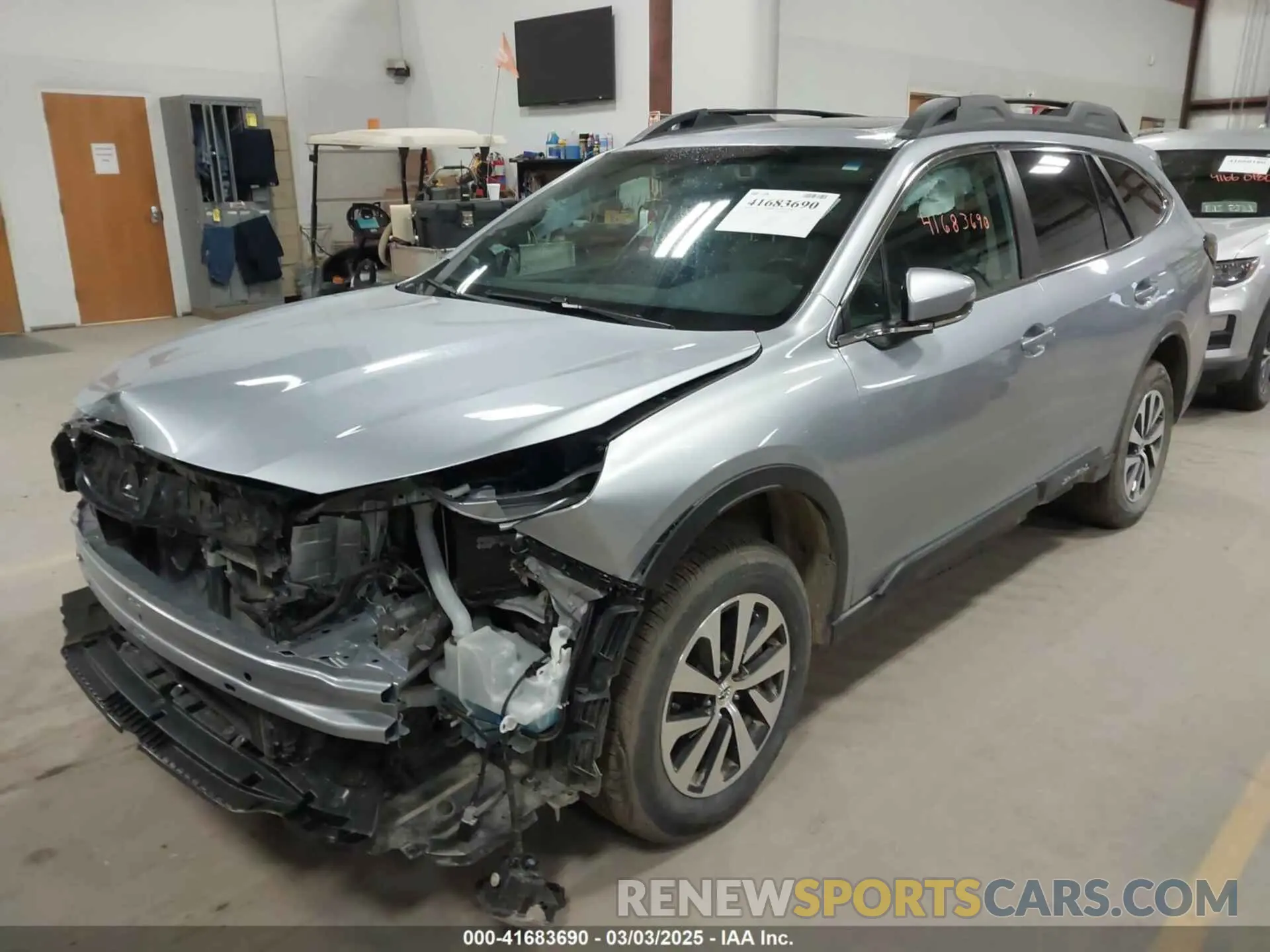 2 Photograph of a damaged car 4S4BTAFC9N3222268 SUBARU OUTBACK 2022