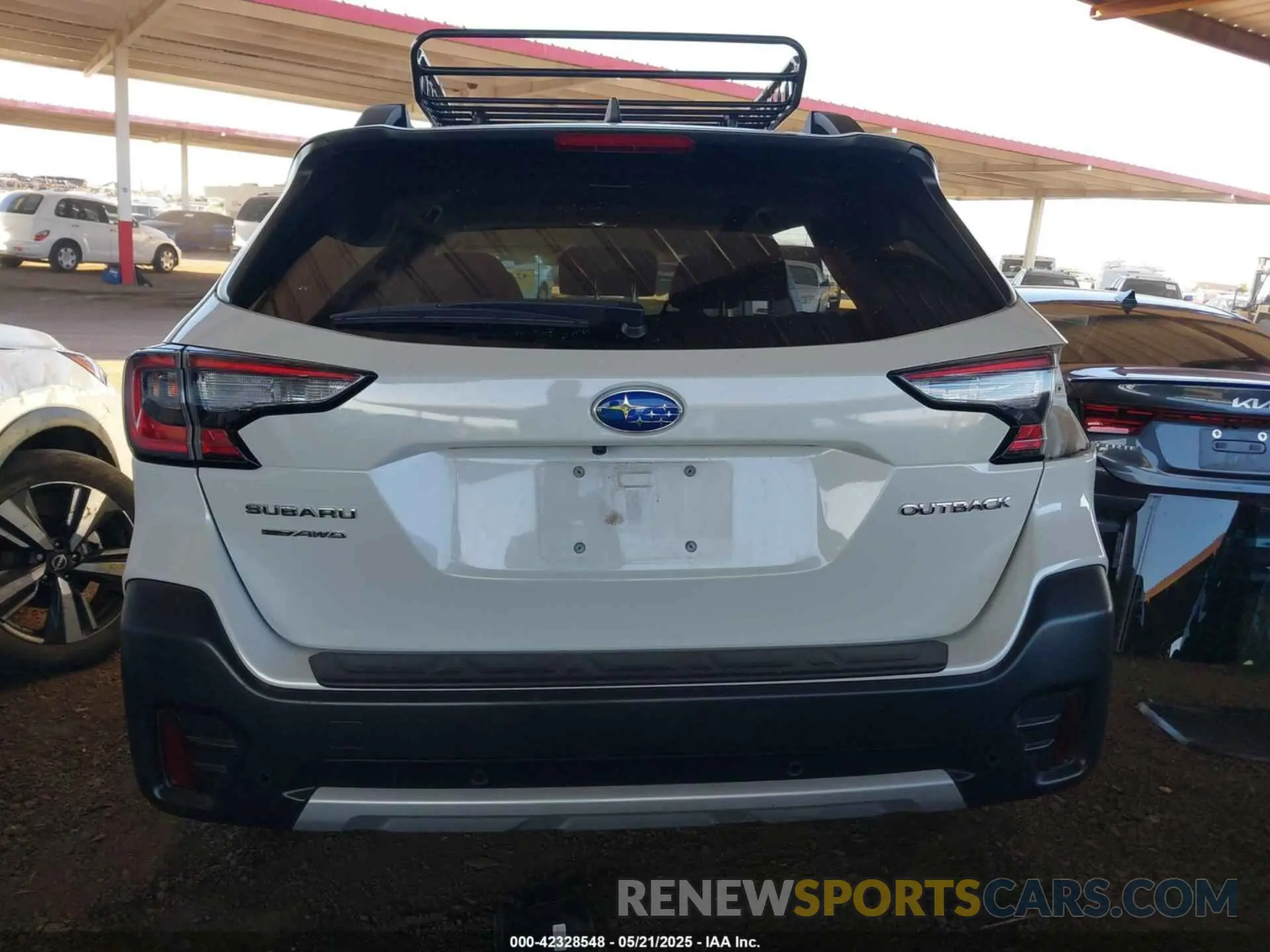 17 Photograph of a damaged car 4S4BTANC1N3152671 SUBARU OUTBACK 2022