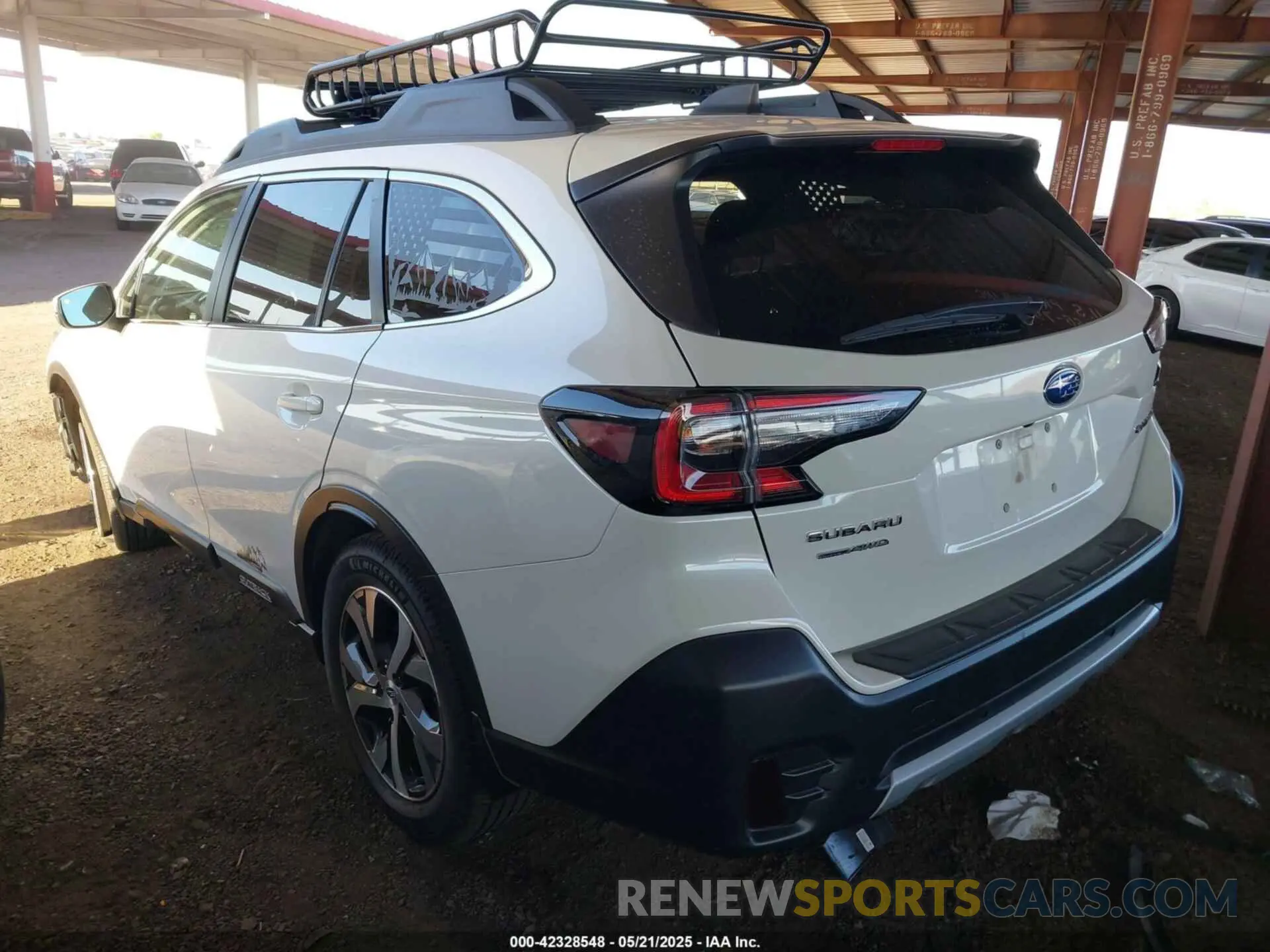 3 Photograph of a damaged car 4S4BTANC1N3152671 SUBARU OUTBACK 2022