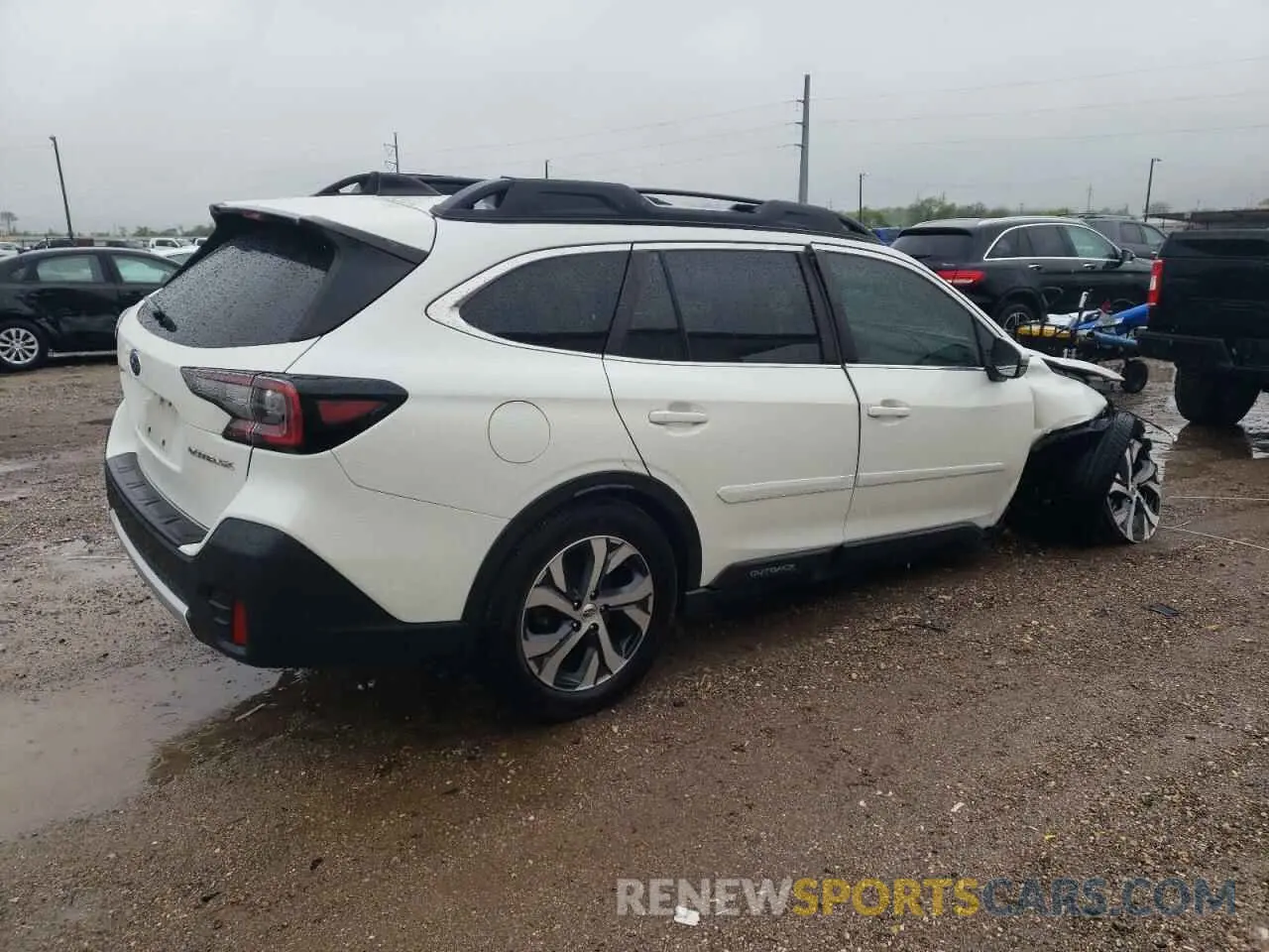 3 Photograph of a damaged car 4S4BTANC2N3247191 SUBARU OUTBACK 2022