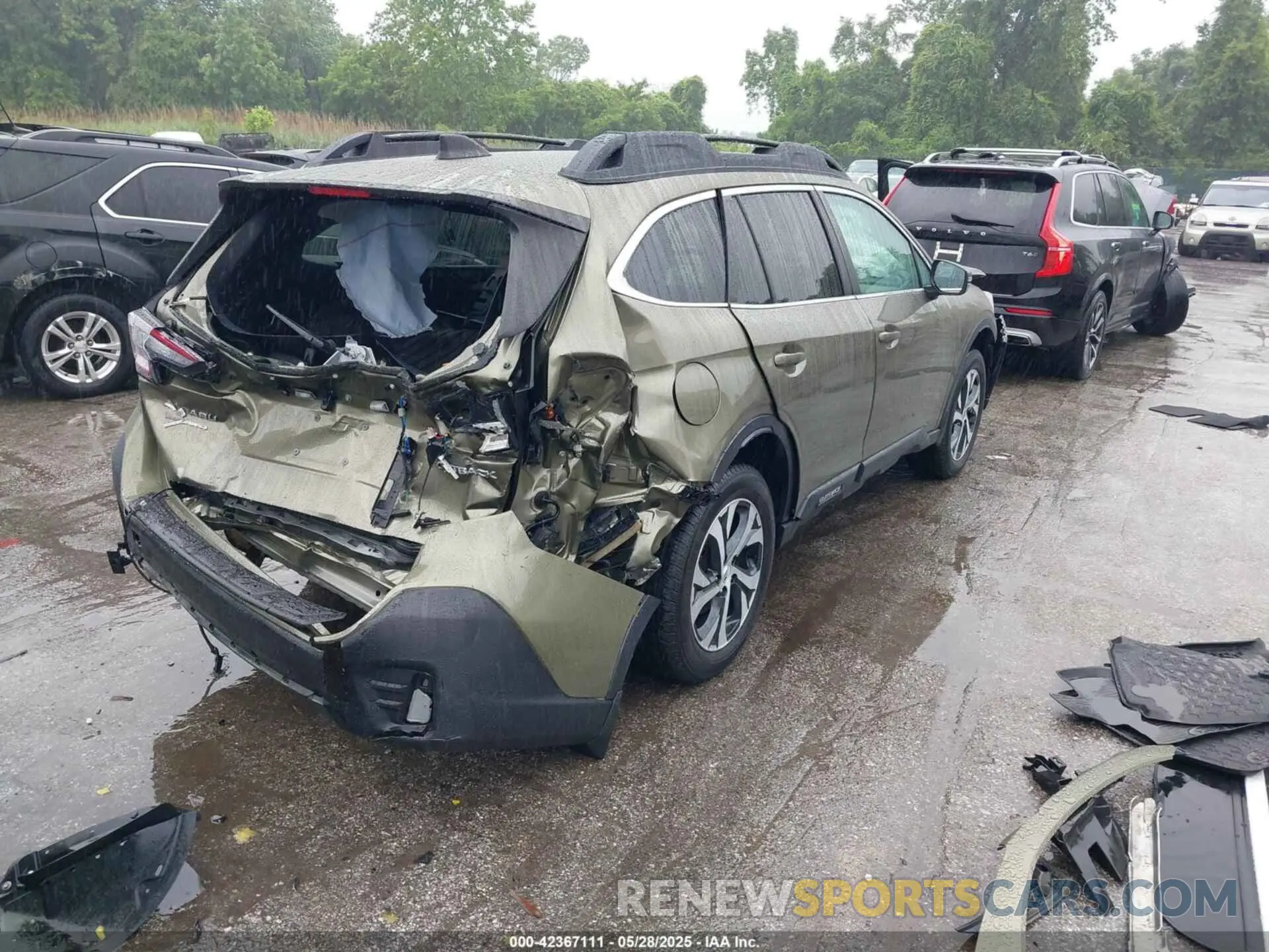 4 Photograph of a damaged car 4S4BTANC2N3282507 SUBARU OUTBACK 2022