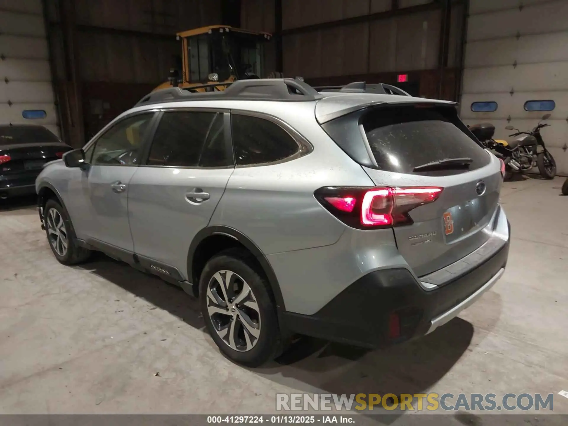 3 Photograph of a damaged car 4S4BTANC3N3195554 SUBARU OUTBACK 2022