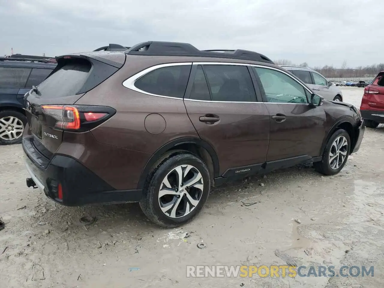 3 Photograph of a damaged car 4S4BTANC3N3213163 SUBARU OUTBACK 2022